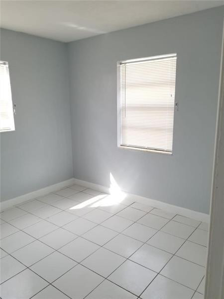 Lauderdale Manors - Residential Lease