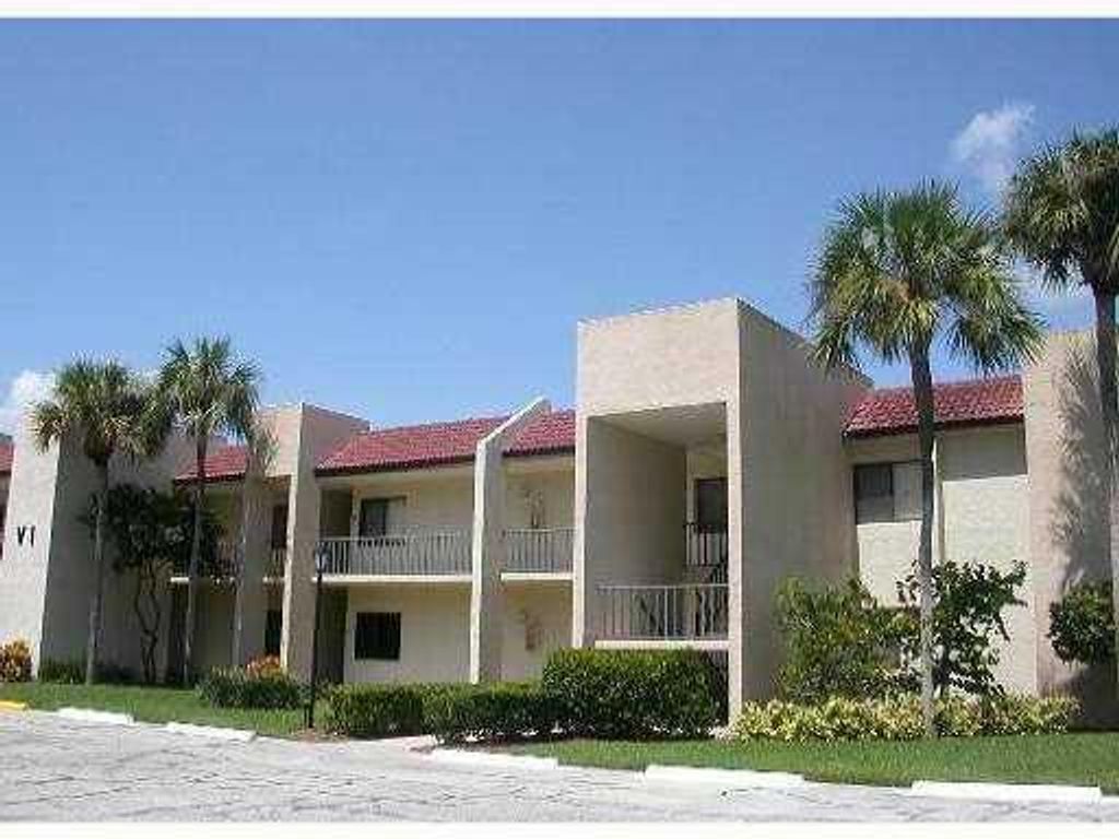 Photo of 1605 S Us Highway 1 #V1-205, Jupiter, FL 33477 (MLS # R10752112)