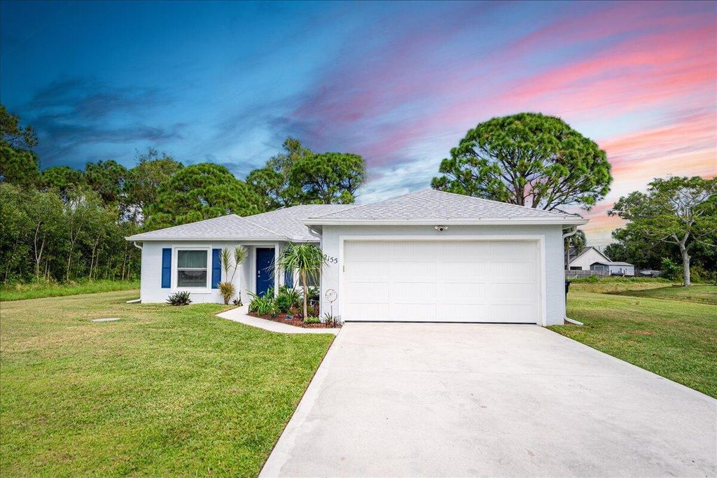 Photo of 2155 SE Broward Terrace, Port Saint Lucie, FL 34952 (MLS # R11032746)
