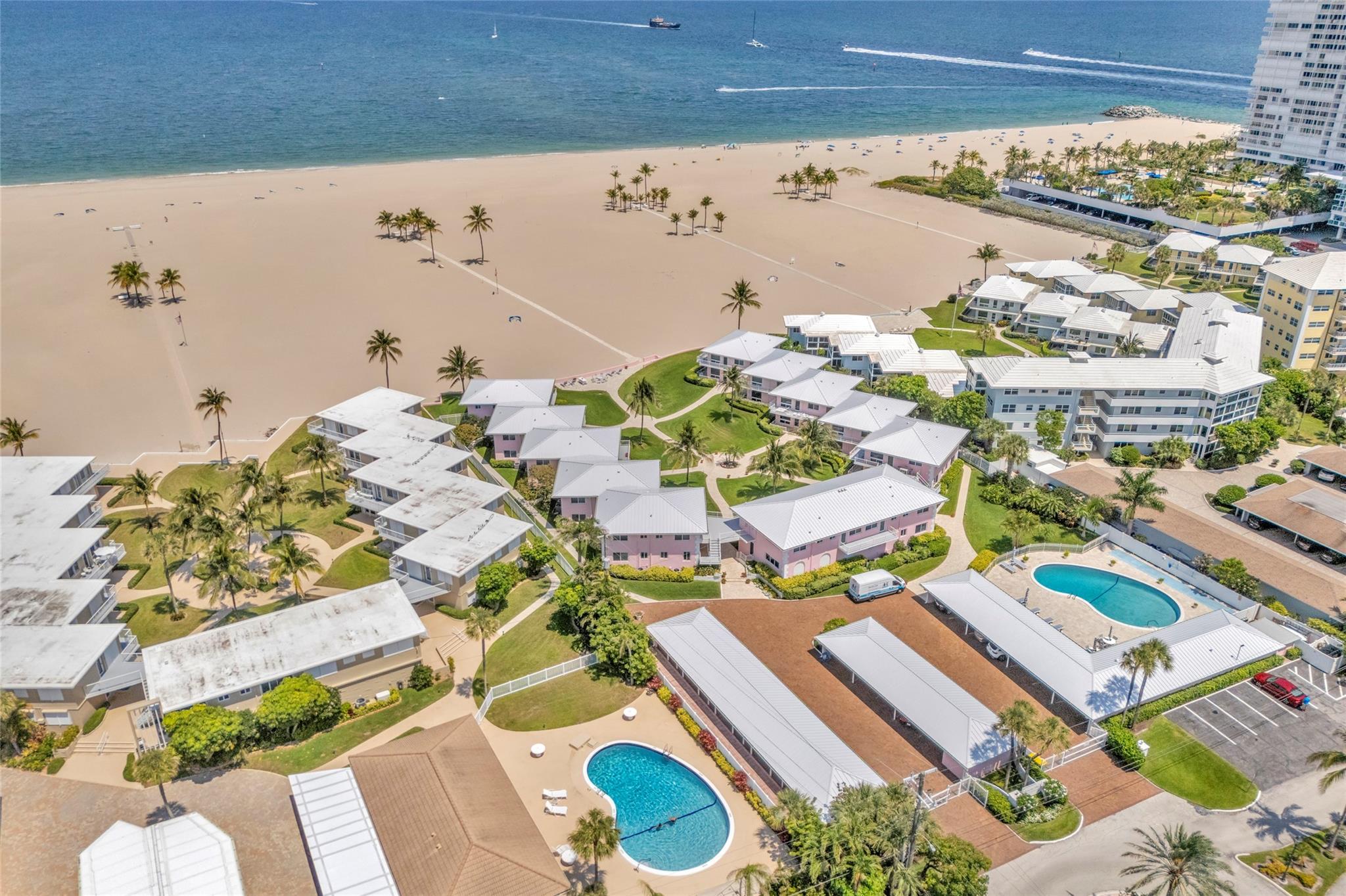 1922 S Ocean Ln 10