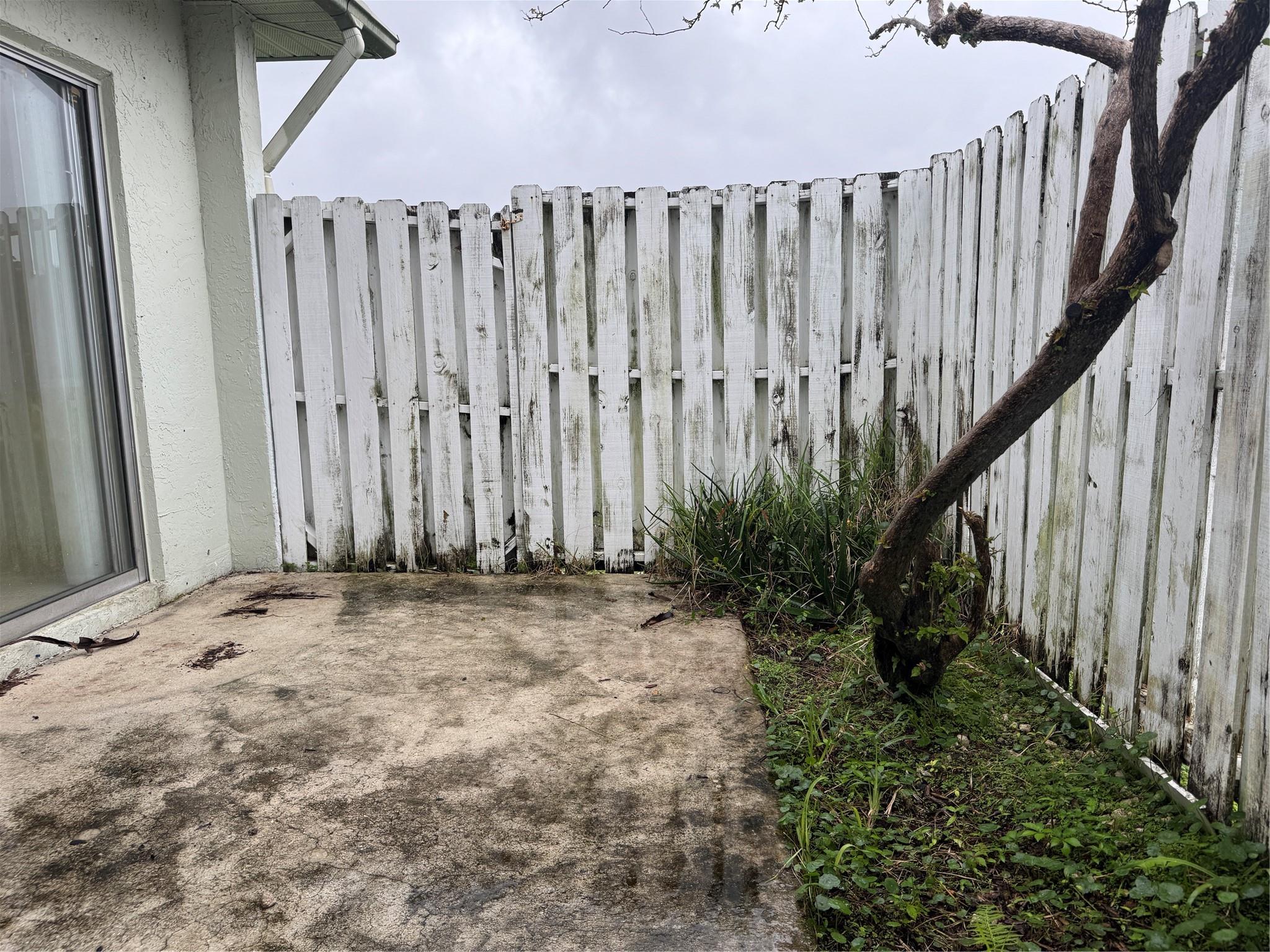 CRYSTAL VIEW - Residential