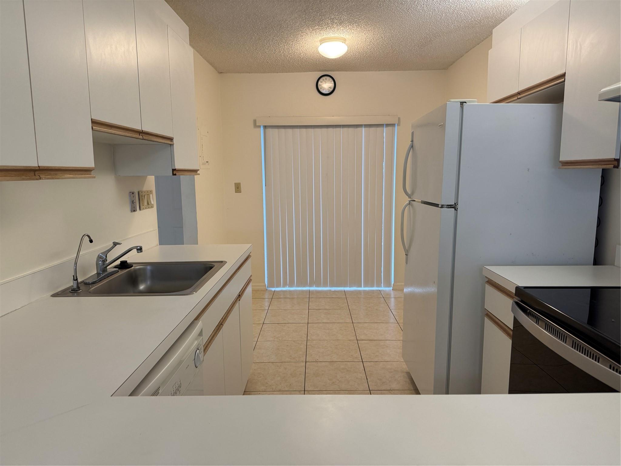 CRYSTAL VIEW - Residential