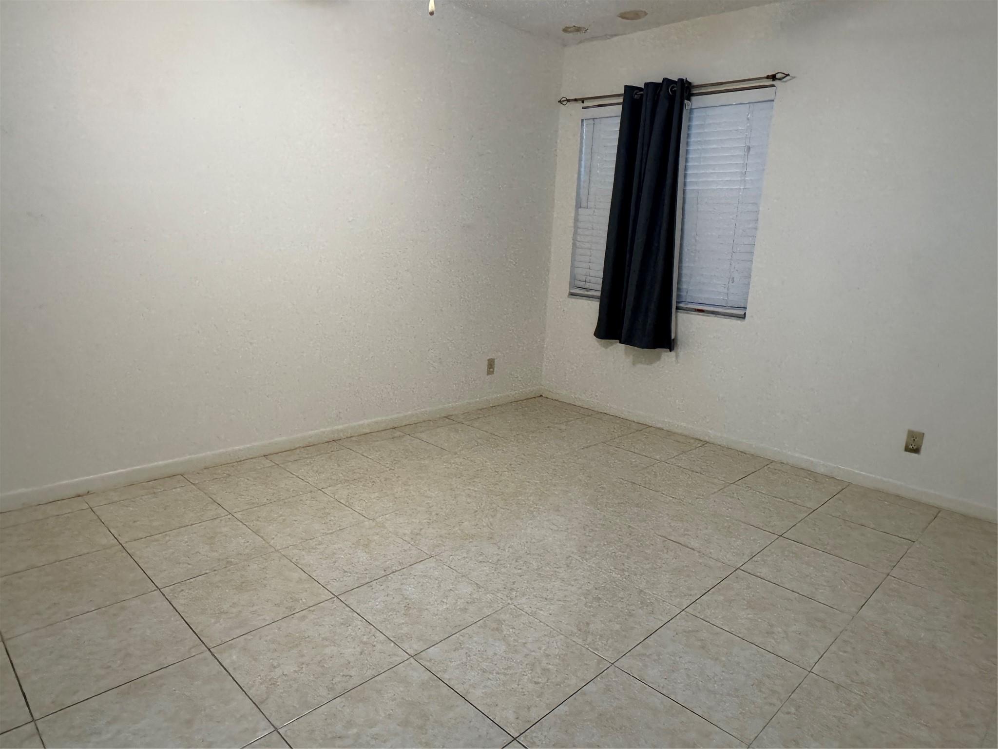 CRYSTAL VIEW - Residential