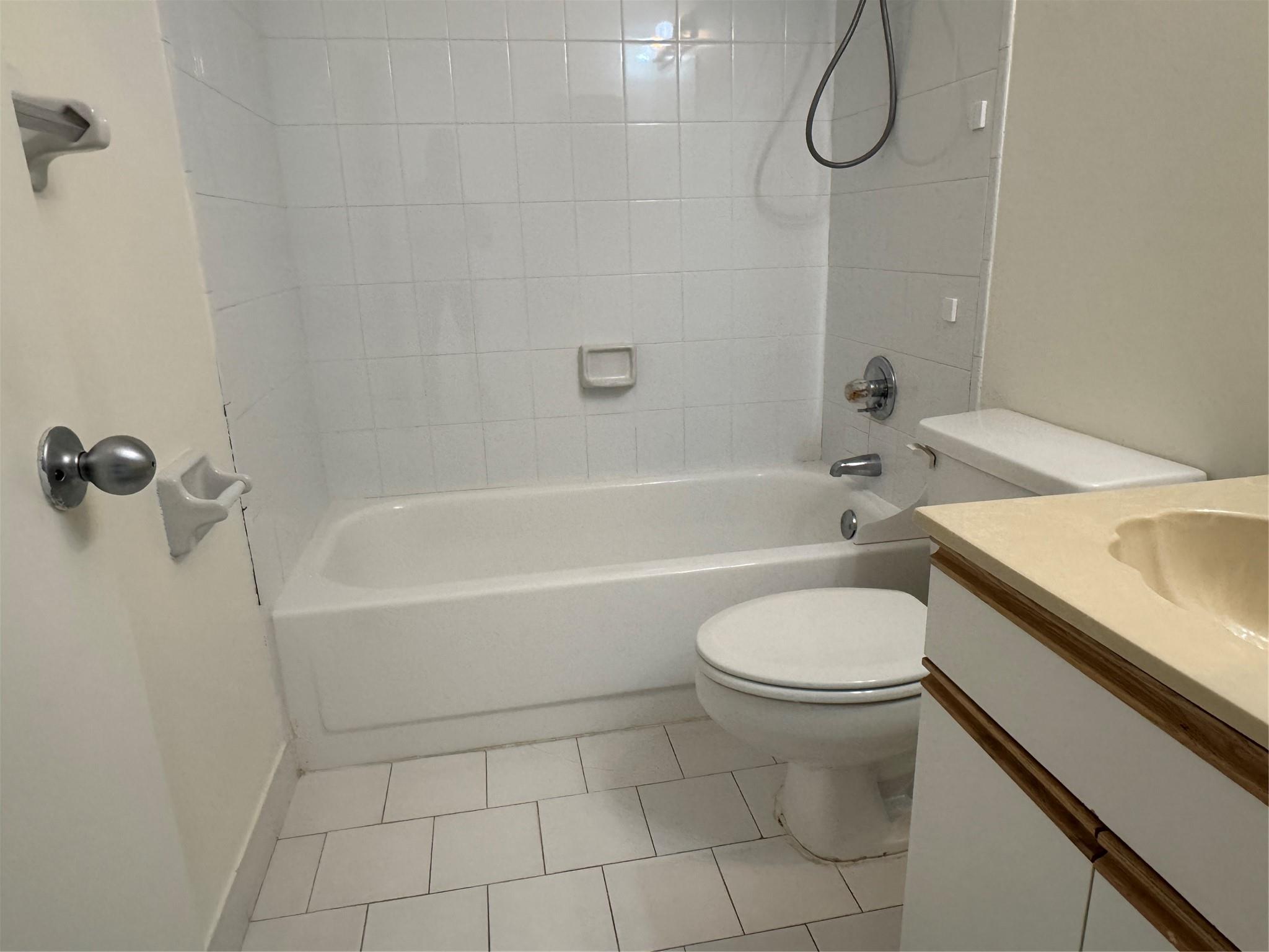 CRYSTAL VIEW - Residential