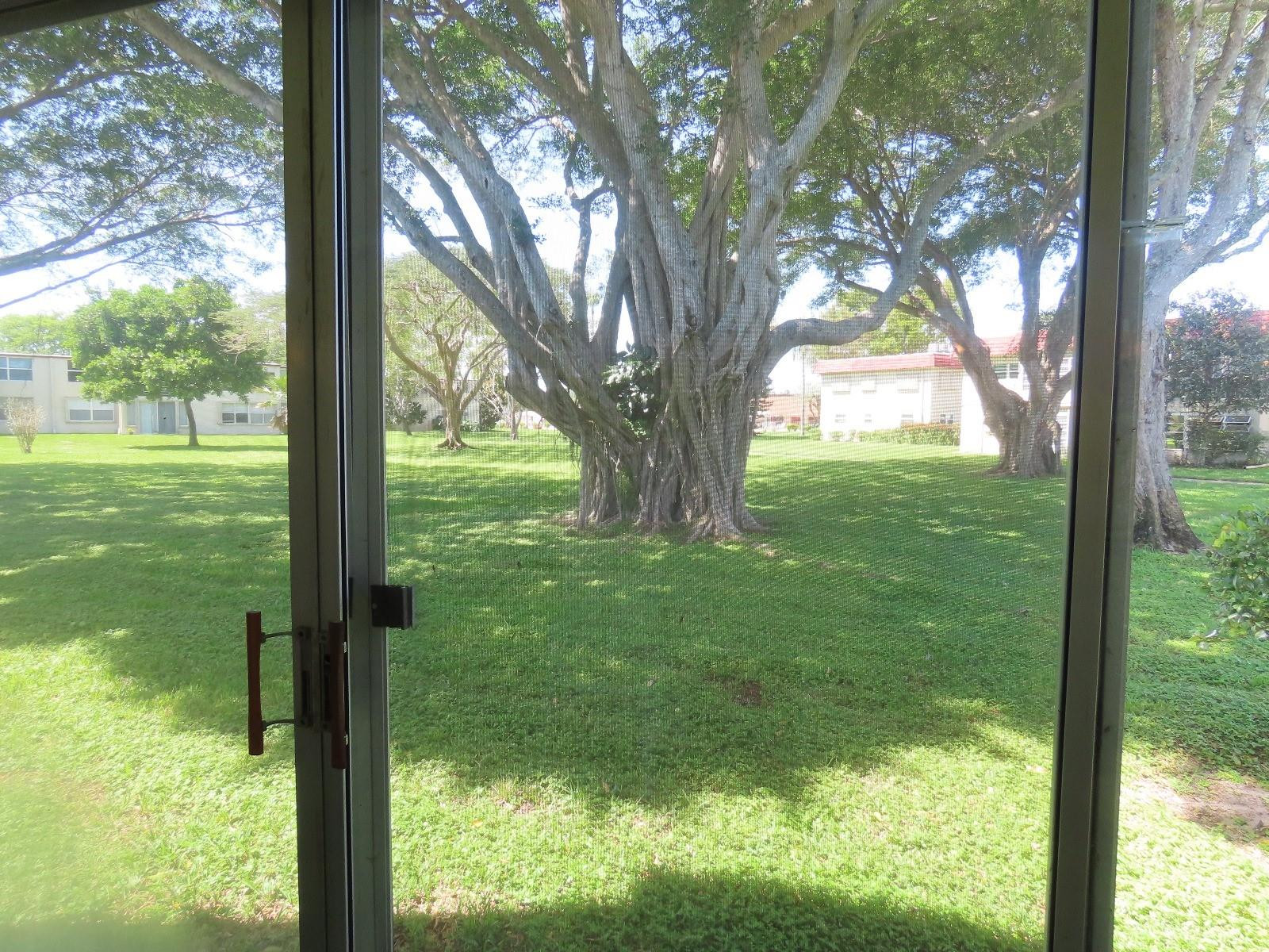 VILLAGES OF ORIOLE ABBEY CONDO - Residential Lease
