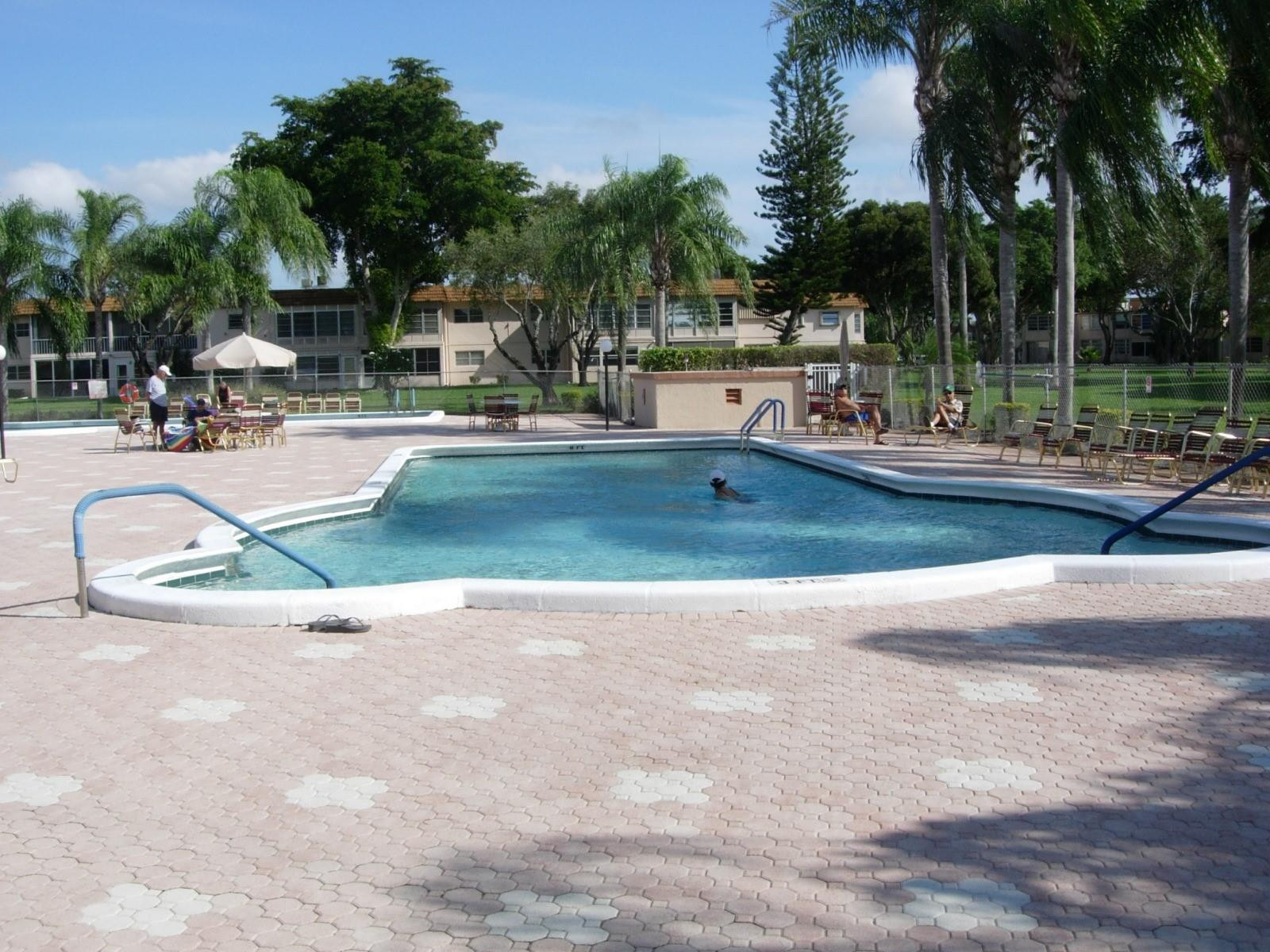 VILLAGES OF ORIOLE ABBEY CONDO - Residential Lease
