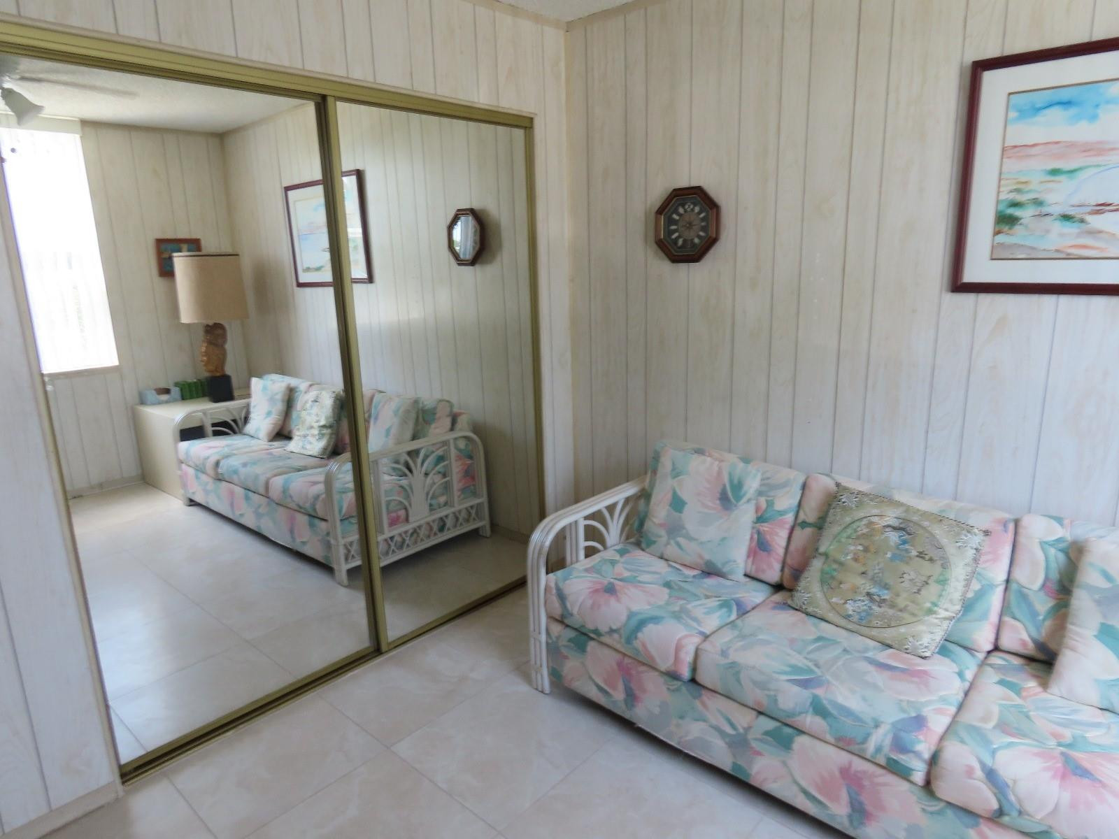 VILLAGES OF ORIOLE ABBEY CONDO - Residential Lease
