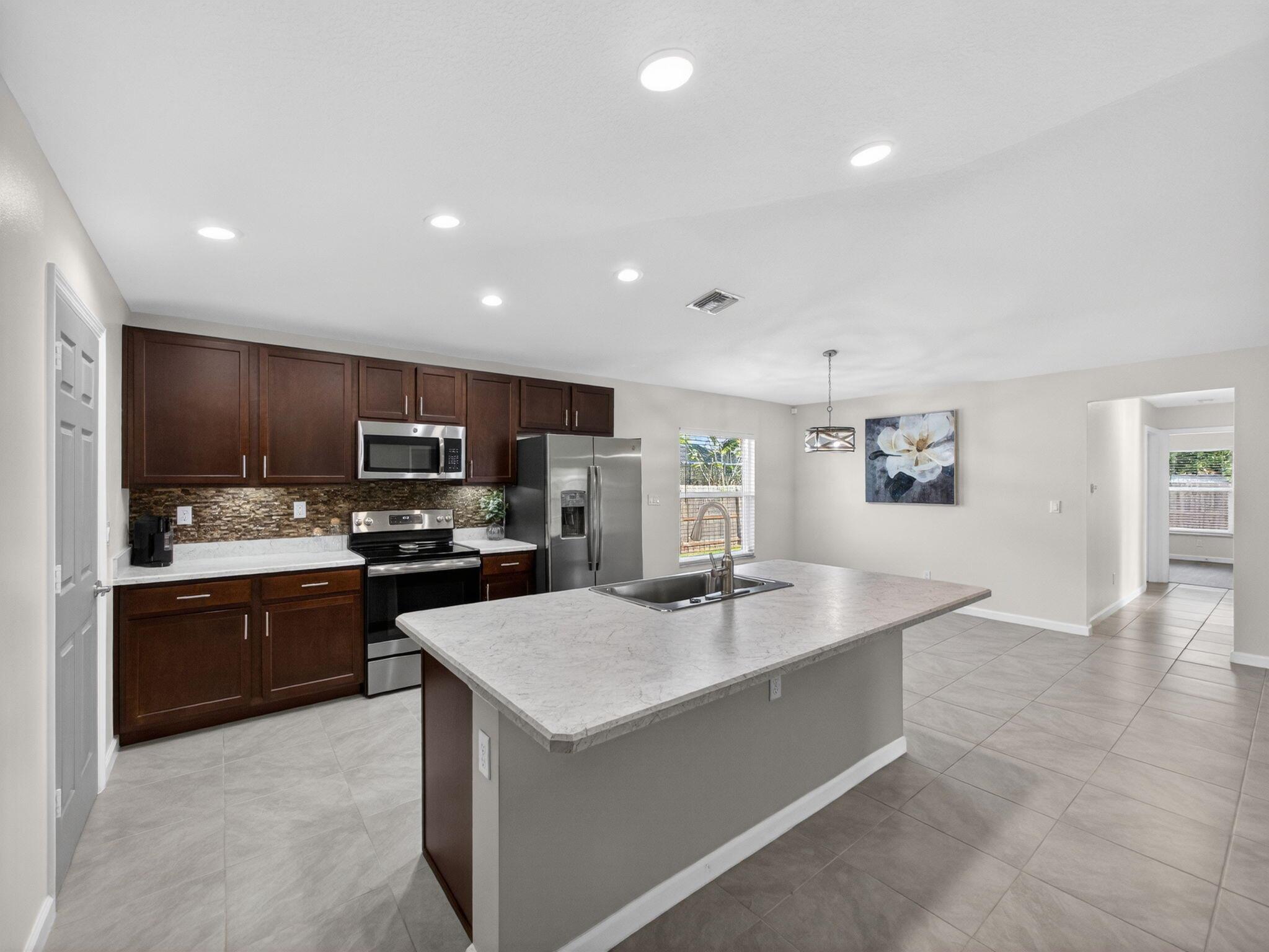 PORT ST LUCIE SECTION 20 - Residential