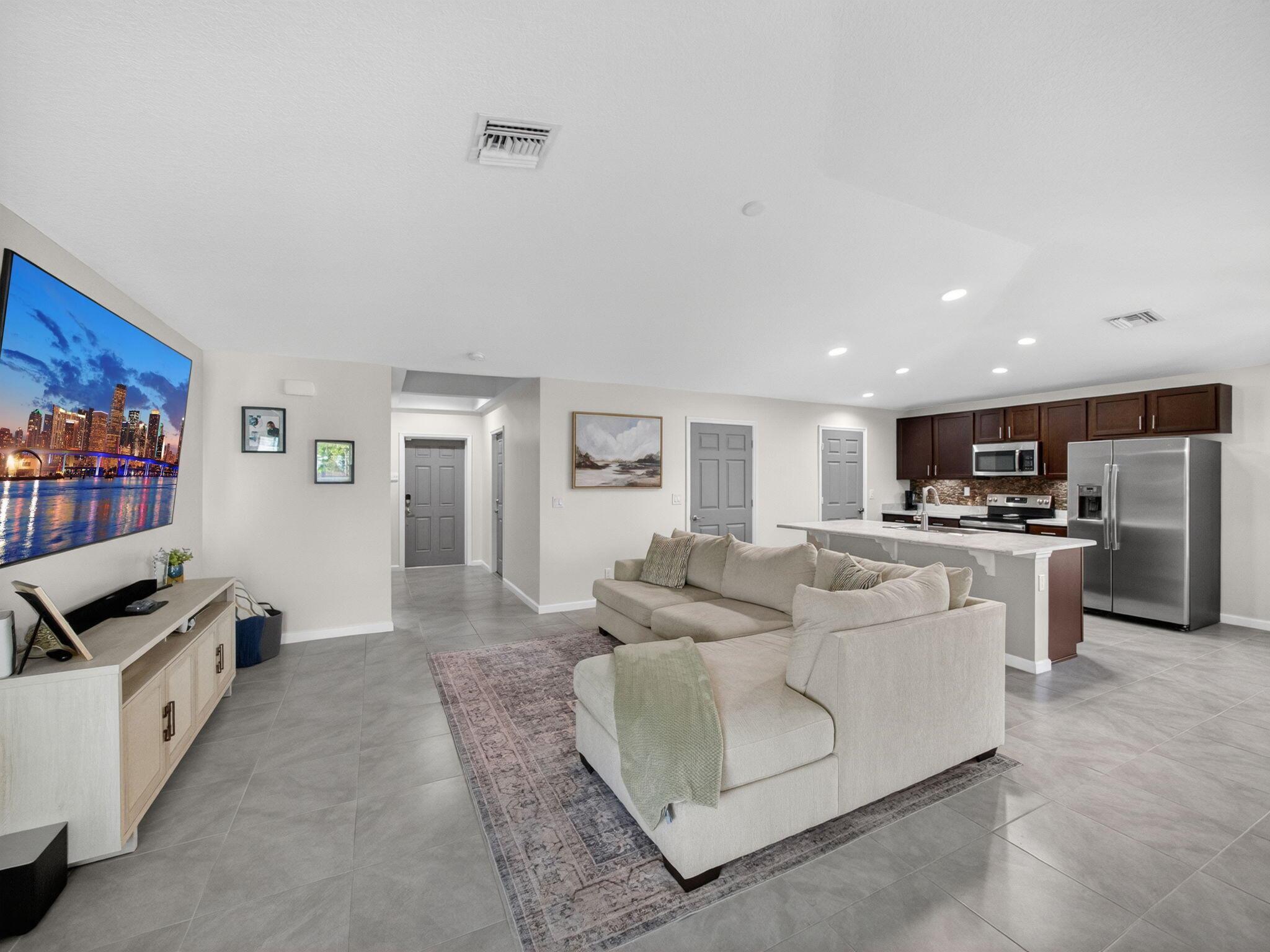 PORT ST LUCIE SECTION 20 - Residential