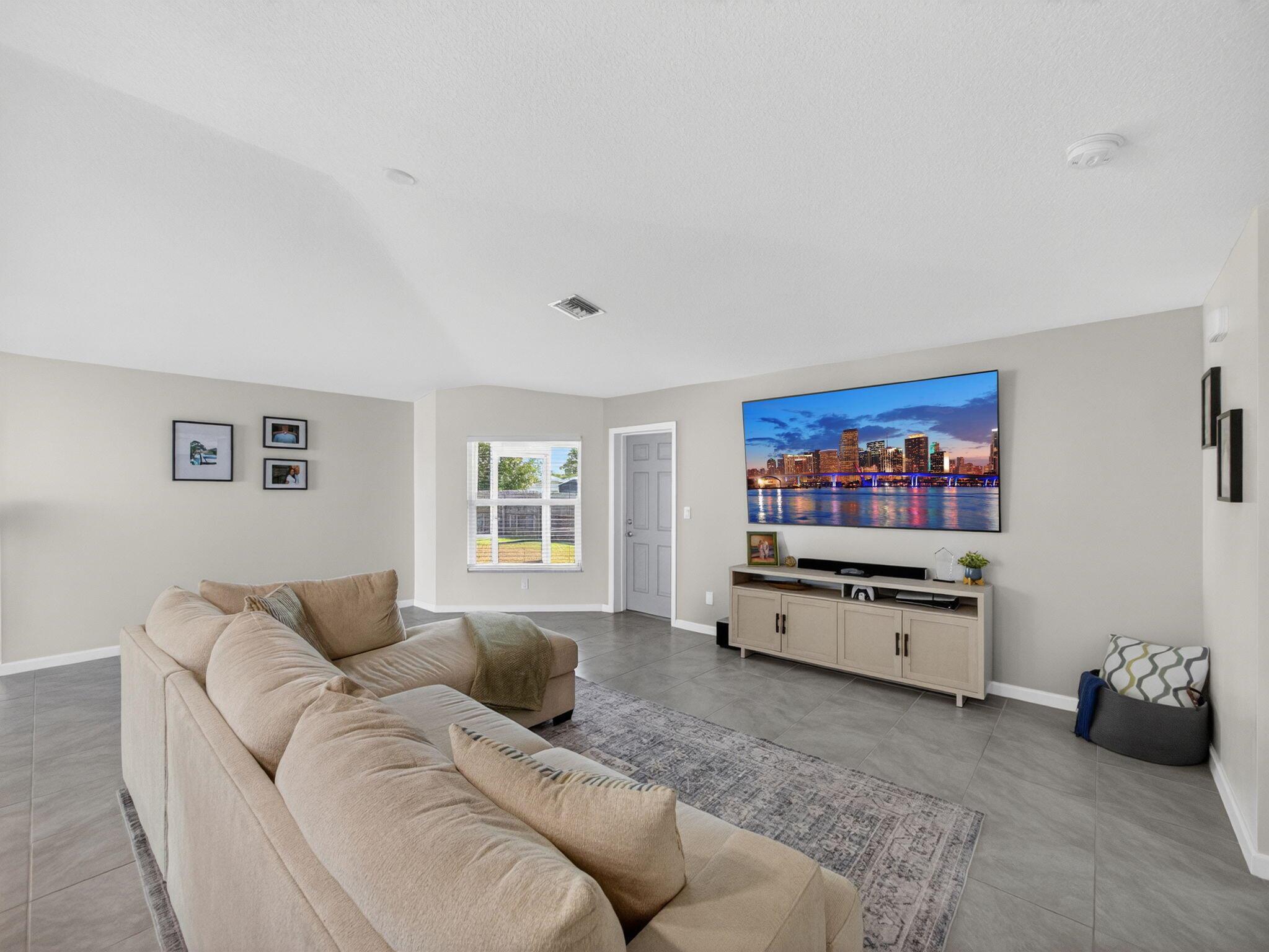 PORT ST LUCIE SECTION 20 - Residential