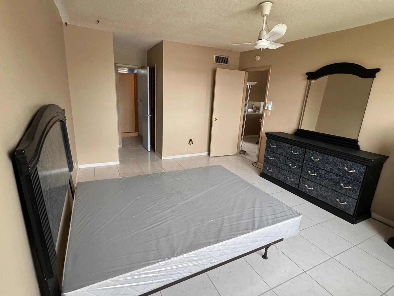 LAUDERDALE OAKS CONDO 7 - Residential Lease