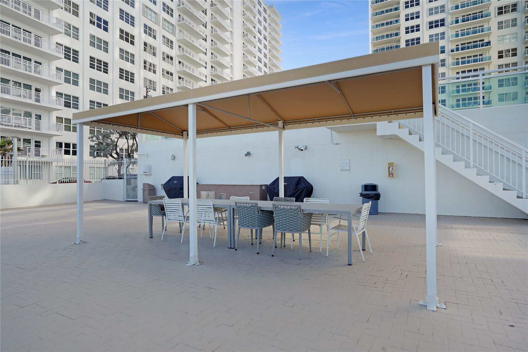 PLAYA DEL MAR - Residential Lease