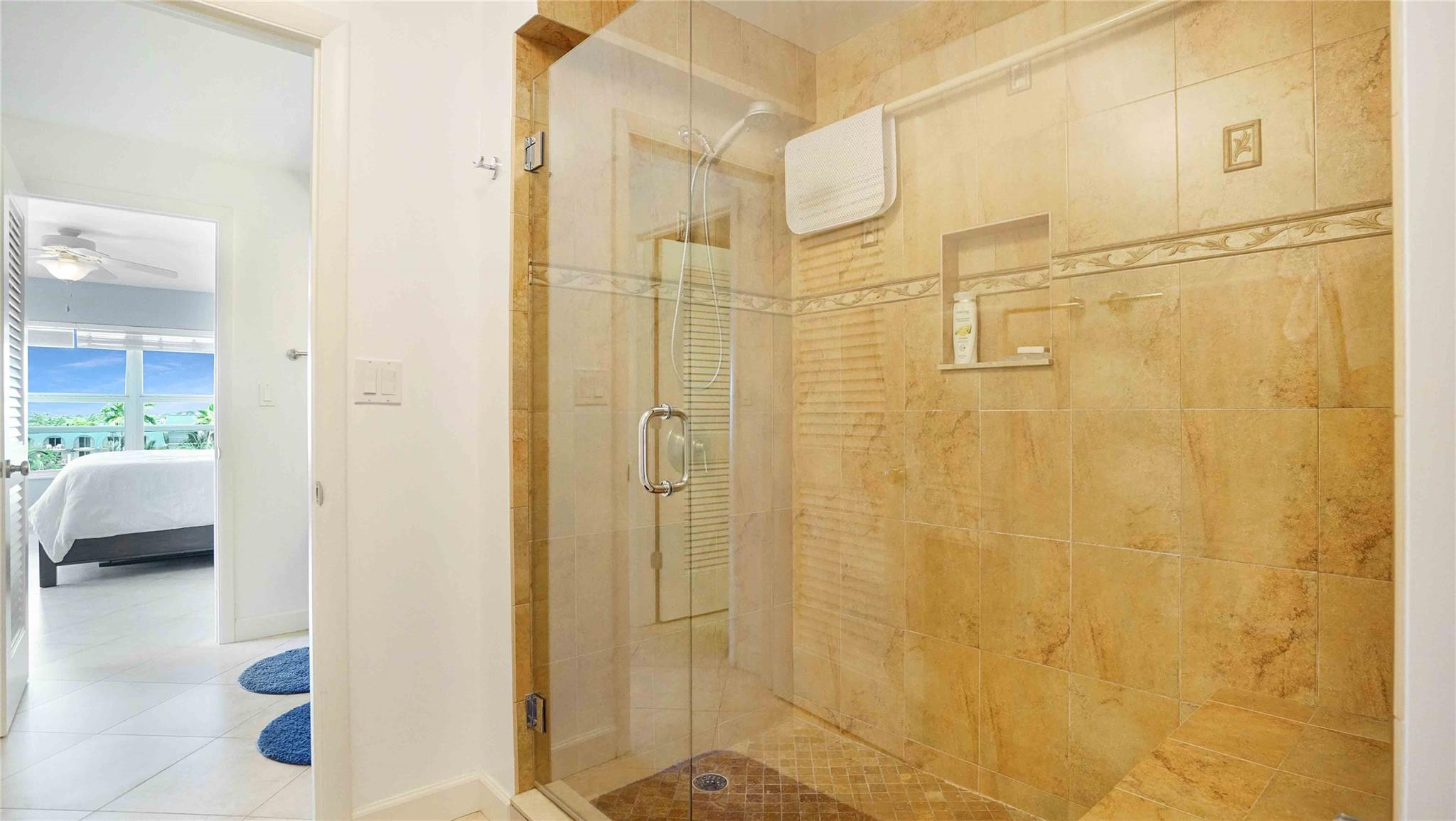 PLAYA DEL MAR - Residential Lease