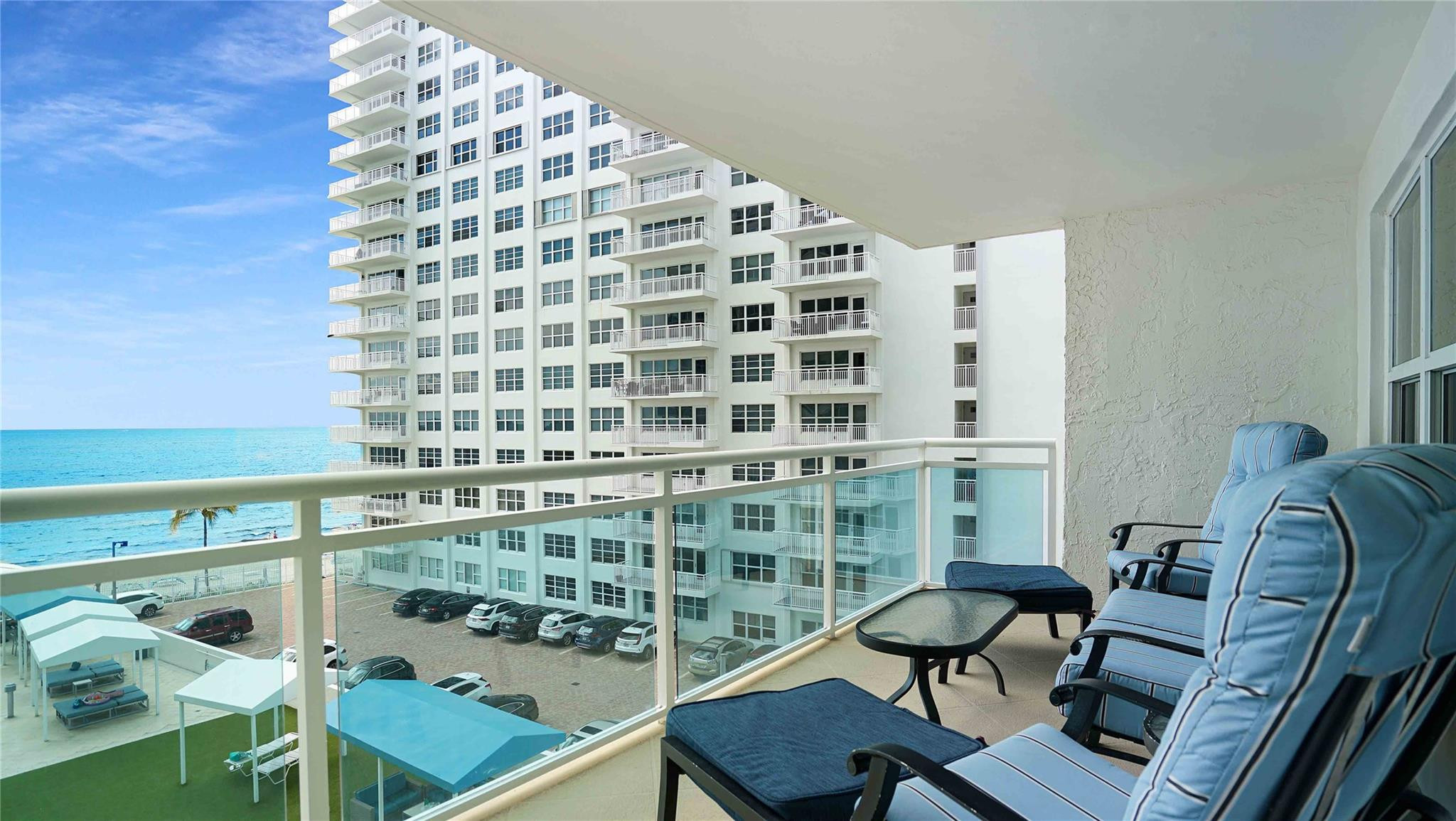 PLAYA DEL MAR - Residential Lease