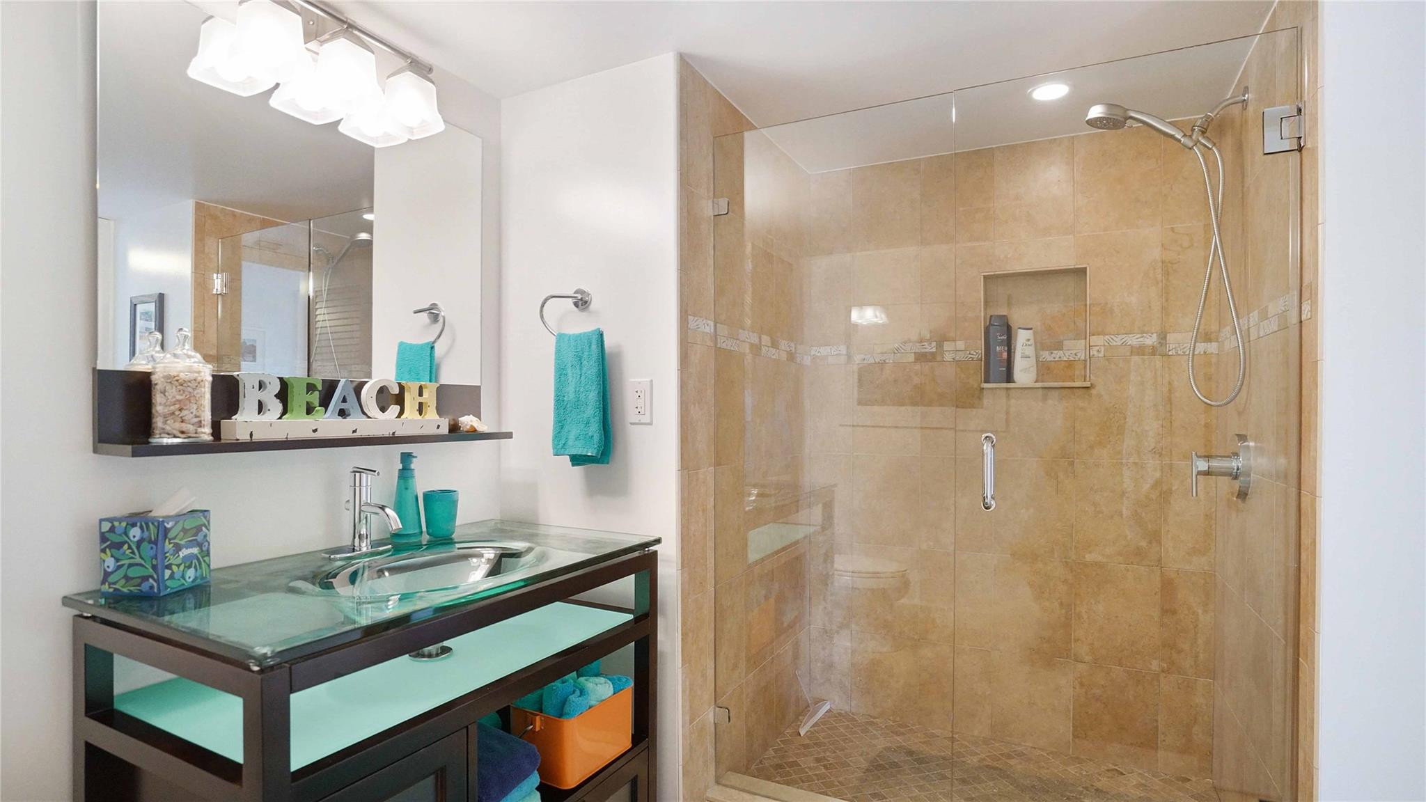 PLAYA DEL MAR - Residential Lease