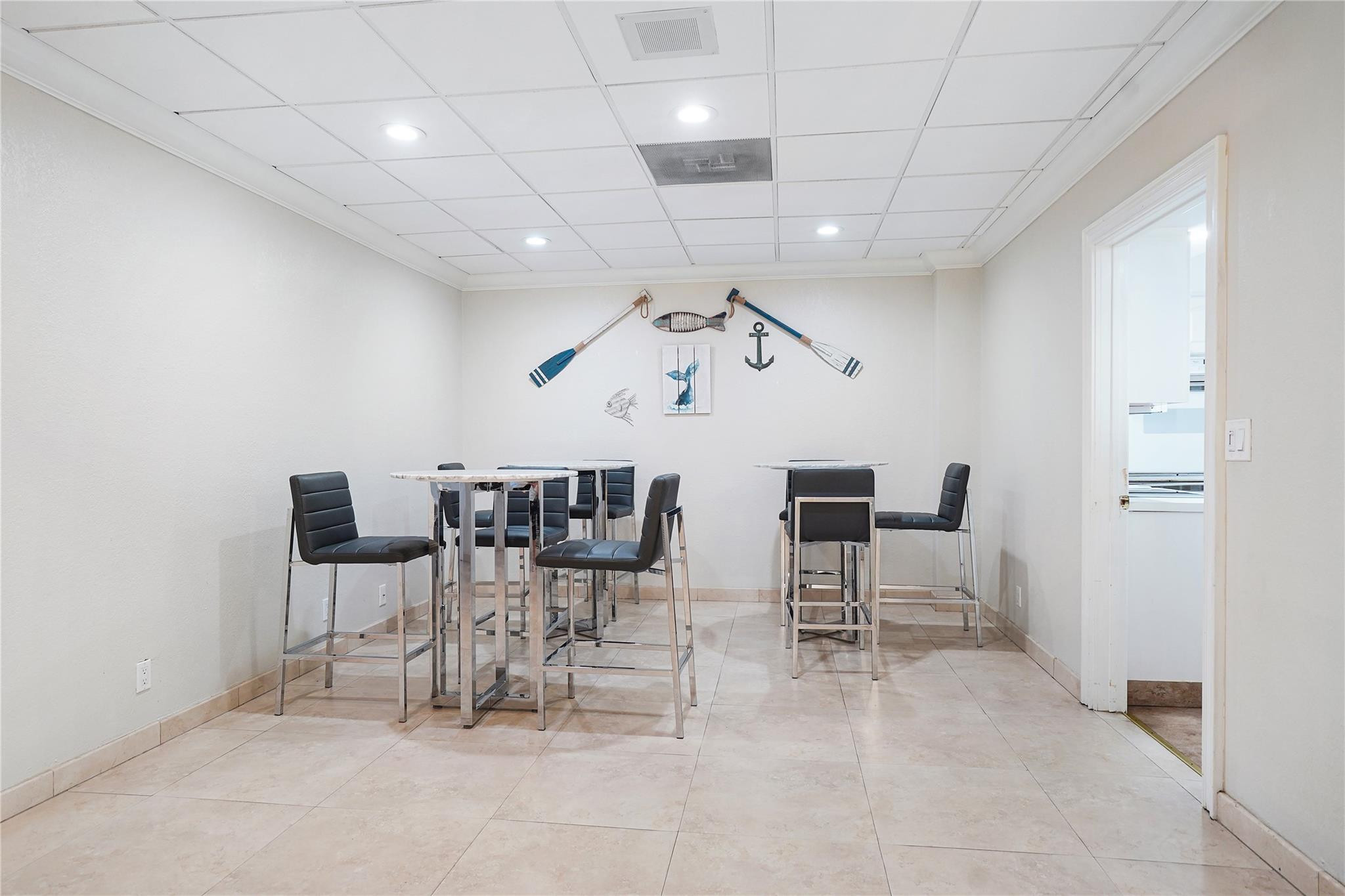 PLAYA DEL MAR - Residential Lease