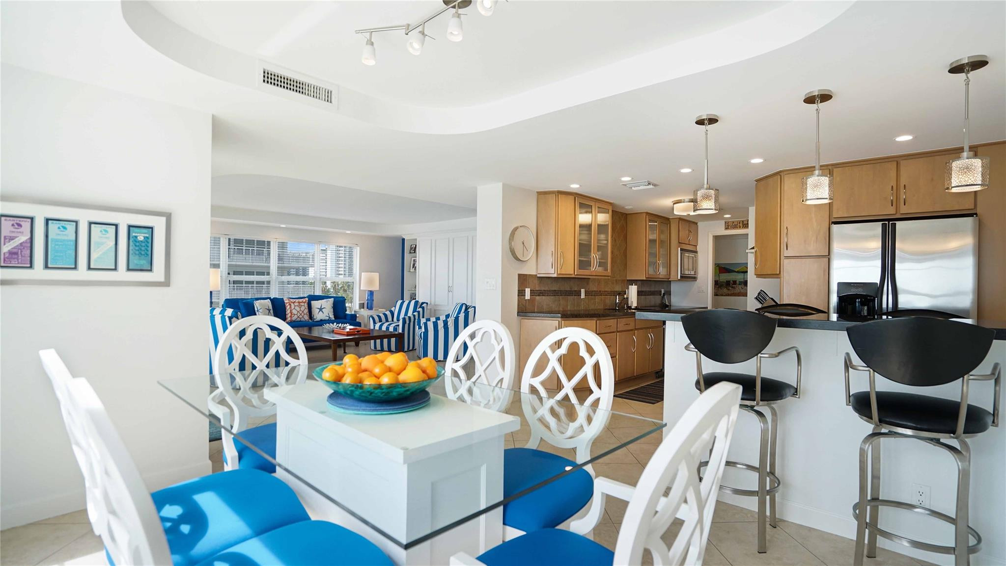 PLAYA DEL MAR - Residential Lease