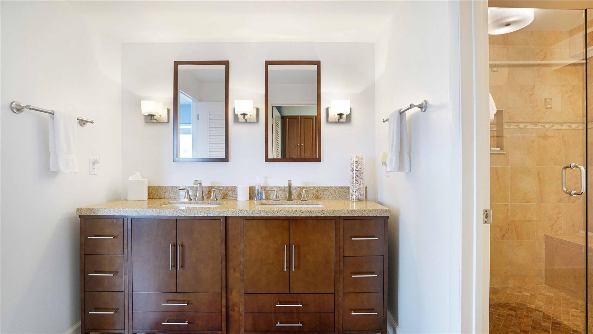 PLAYA DEL MAR - Residential Lease