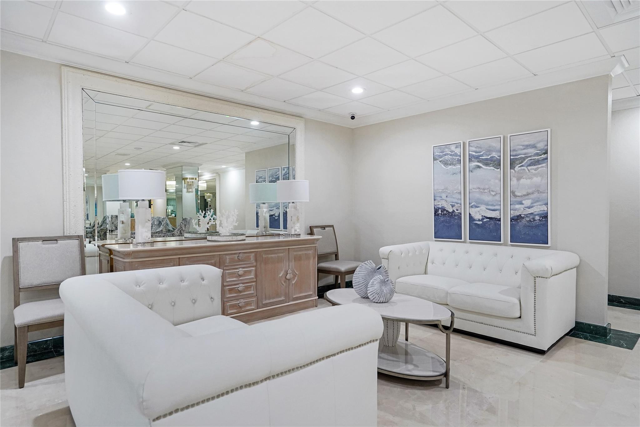 PLAYA DEL MAR - Residential Lease