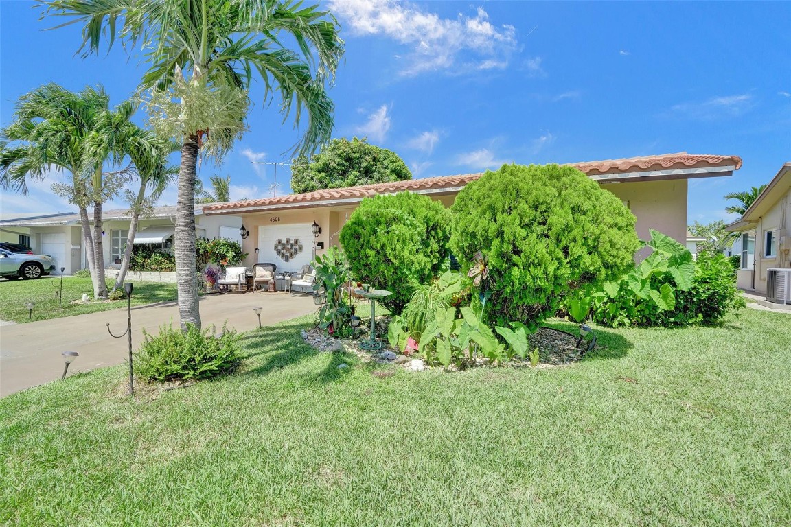 MAINLANDS OF TAMARAC LAKE - Residential