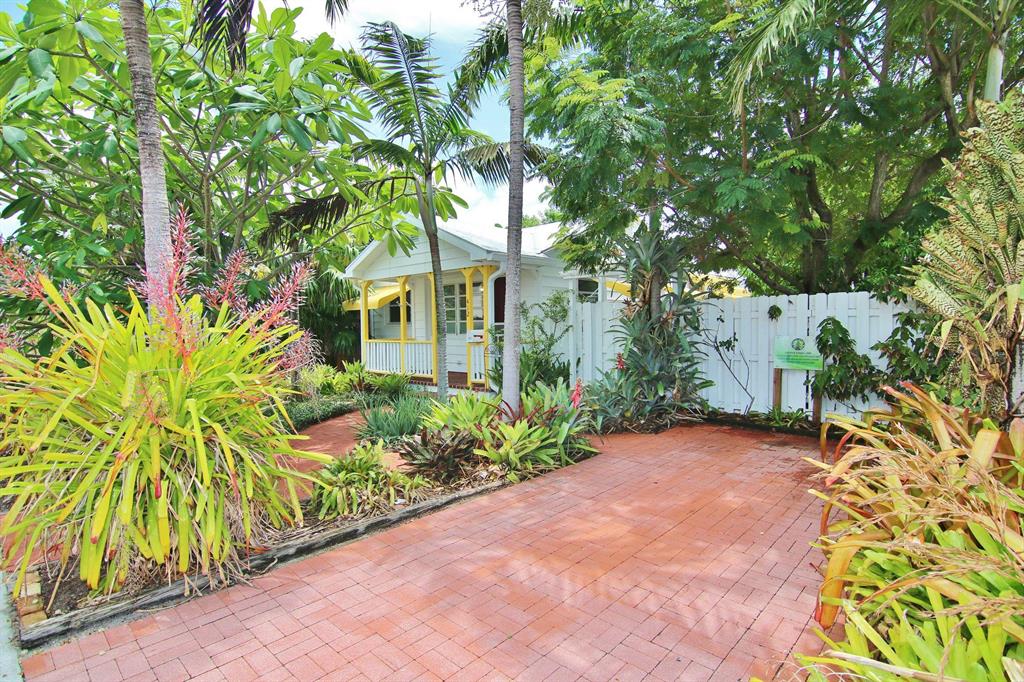 Photo of 410 N K Street St, FL 33460 (MLS # R10719156)