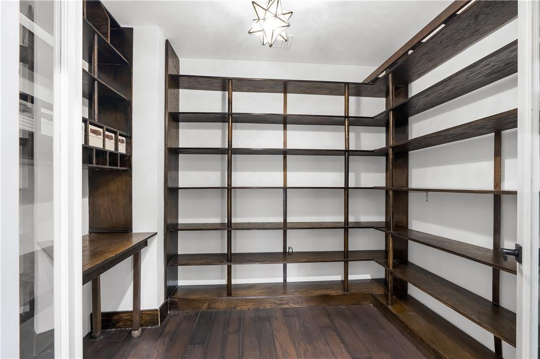 Emerald Hills - Residential