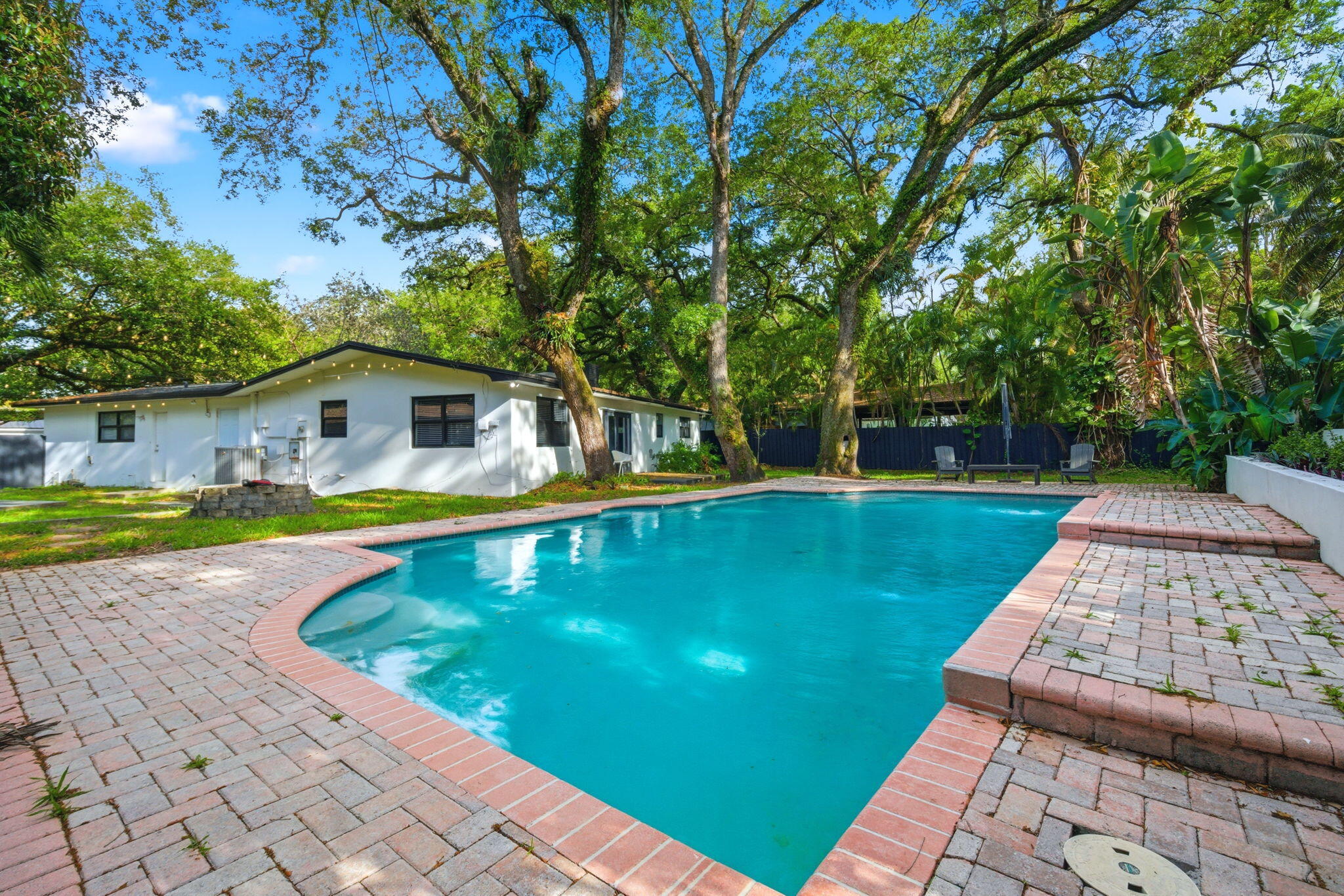 Emerald Hills - Residential