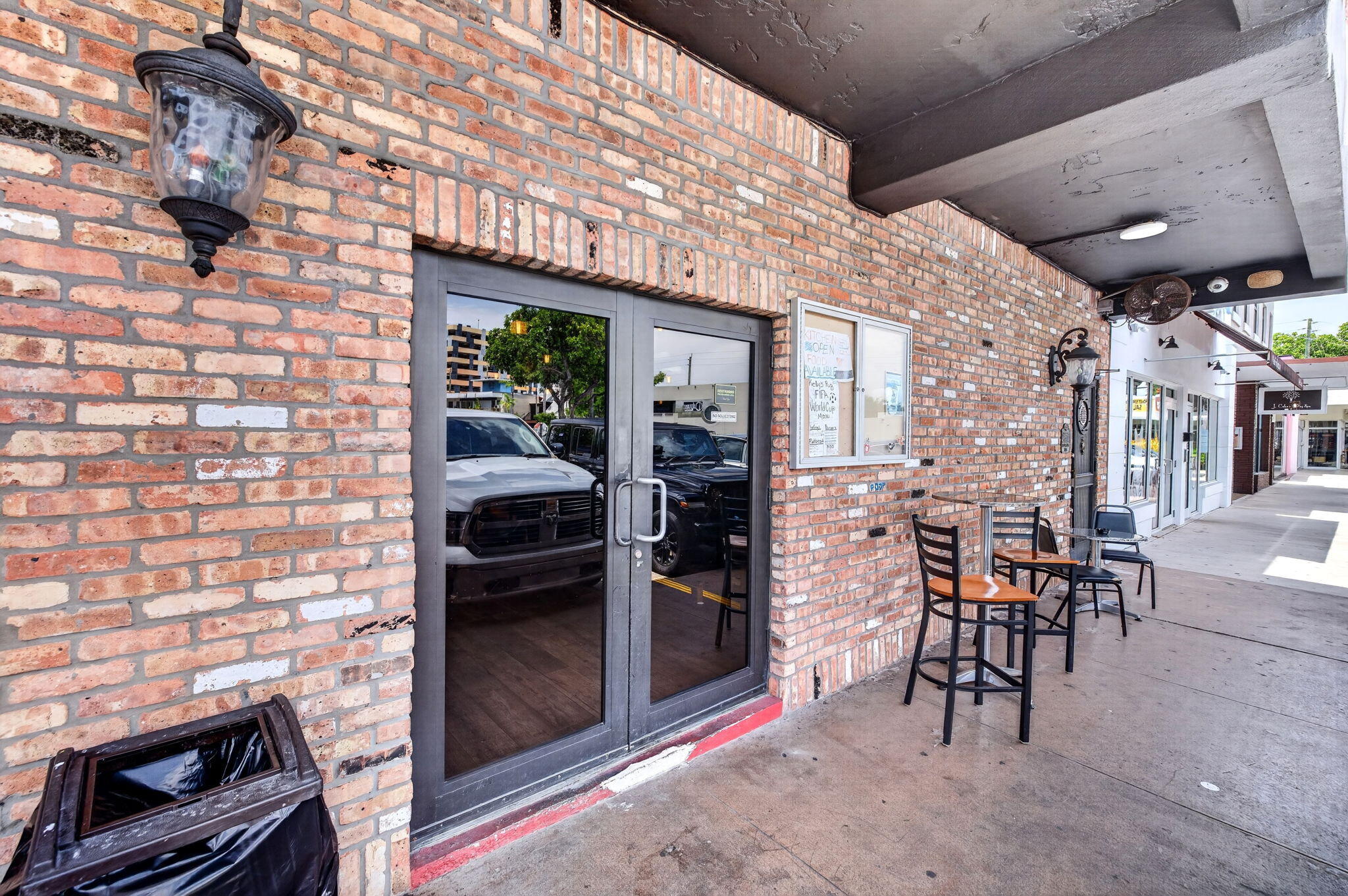 3045 N Federal Highway 4