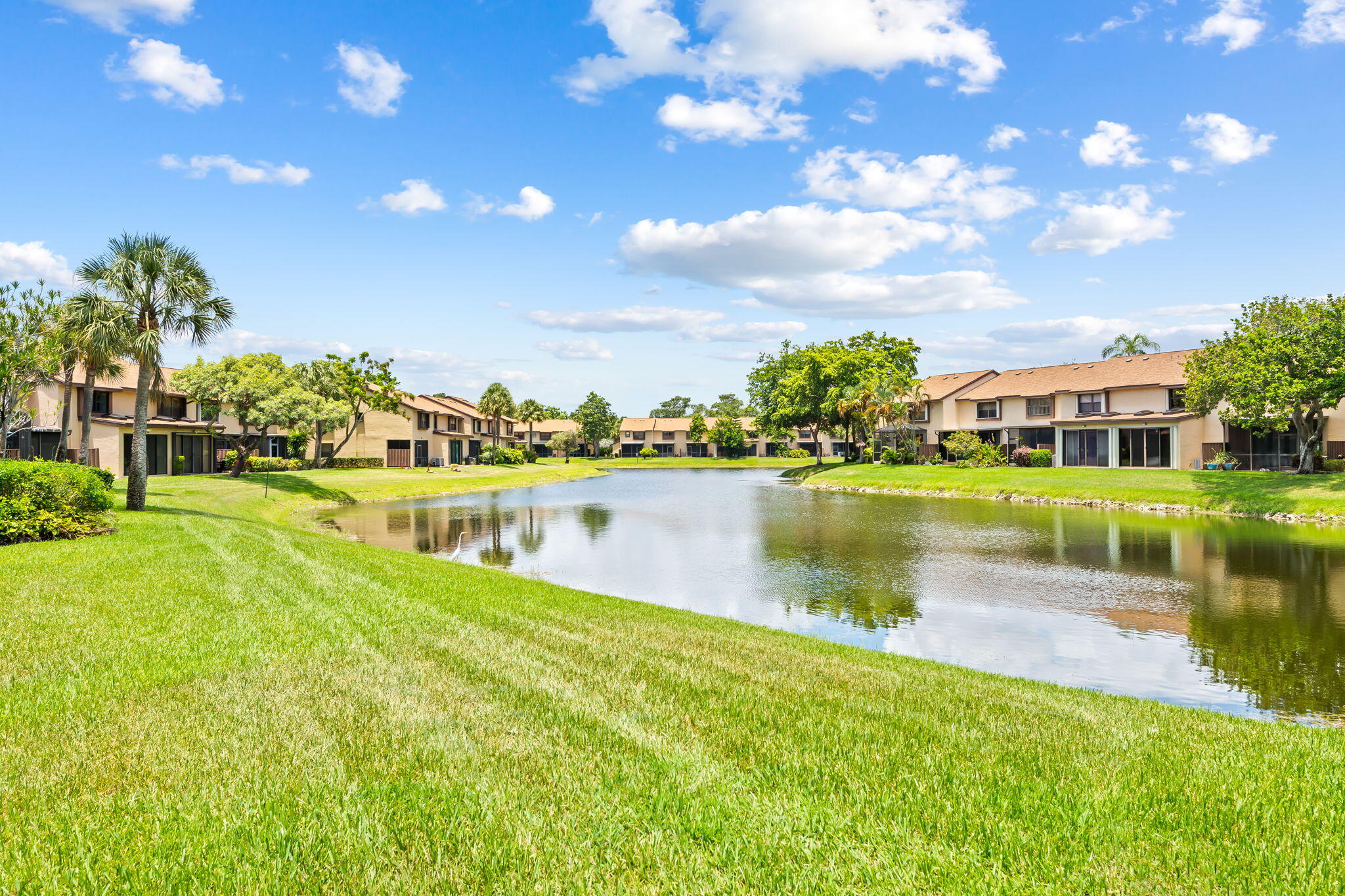 3952 COCOPLUM Circle 3646, Coconut Creek FL 33063