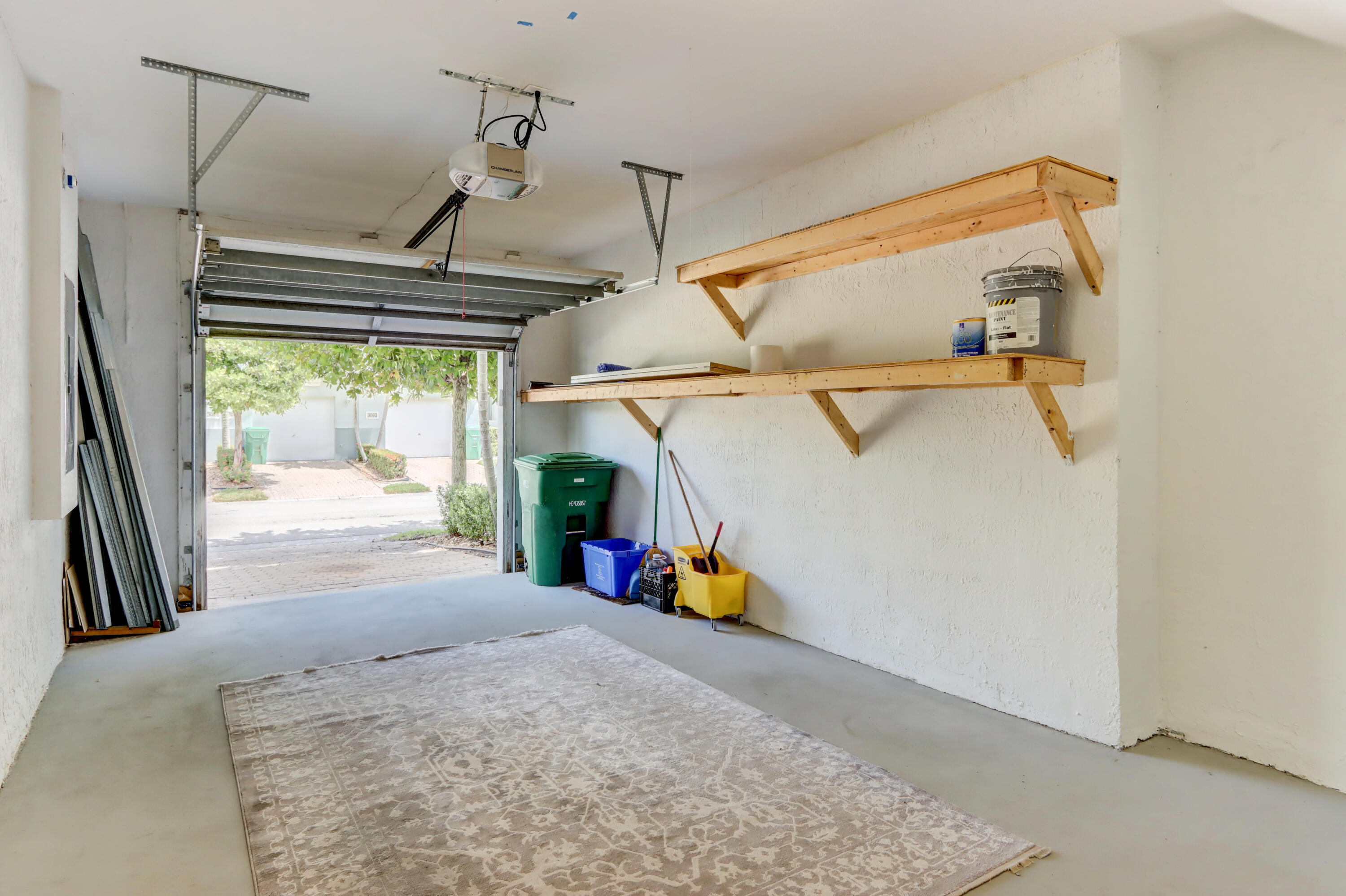 3061 Laurel Ridge Circle