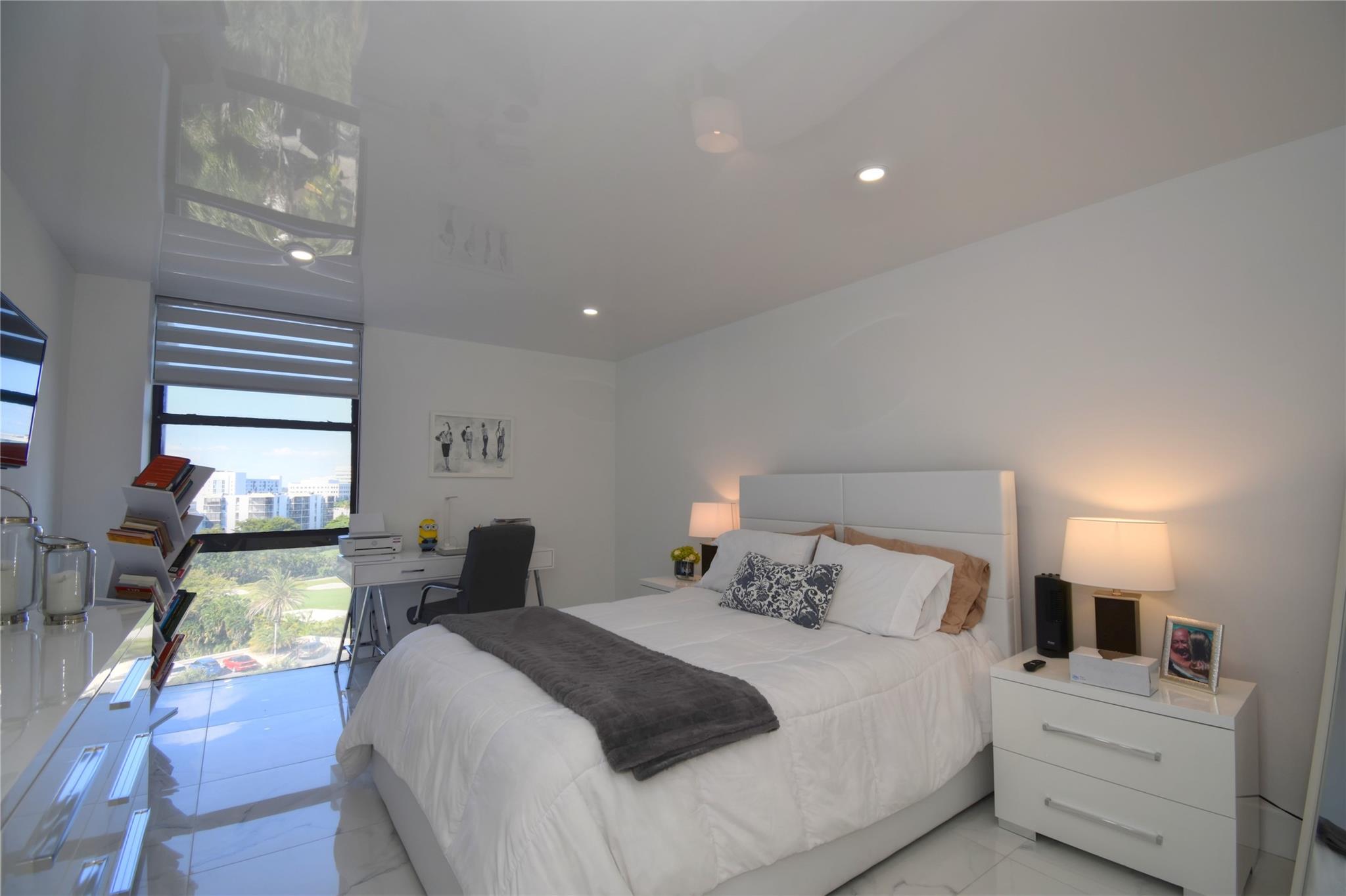 CORONADO CONDO-TOWER II - Residential