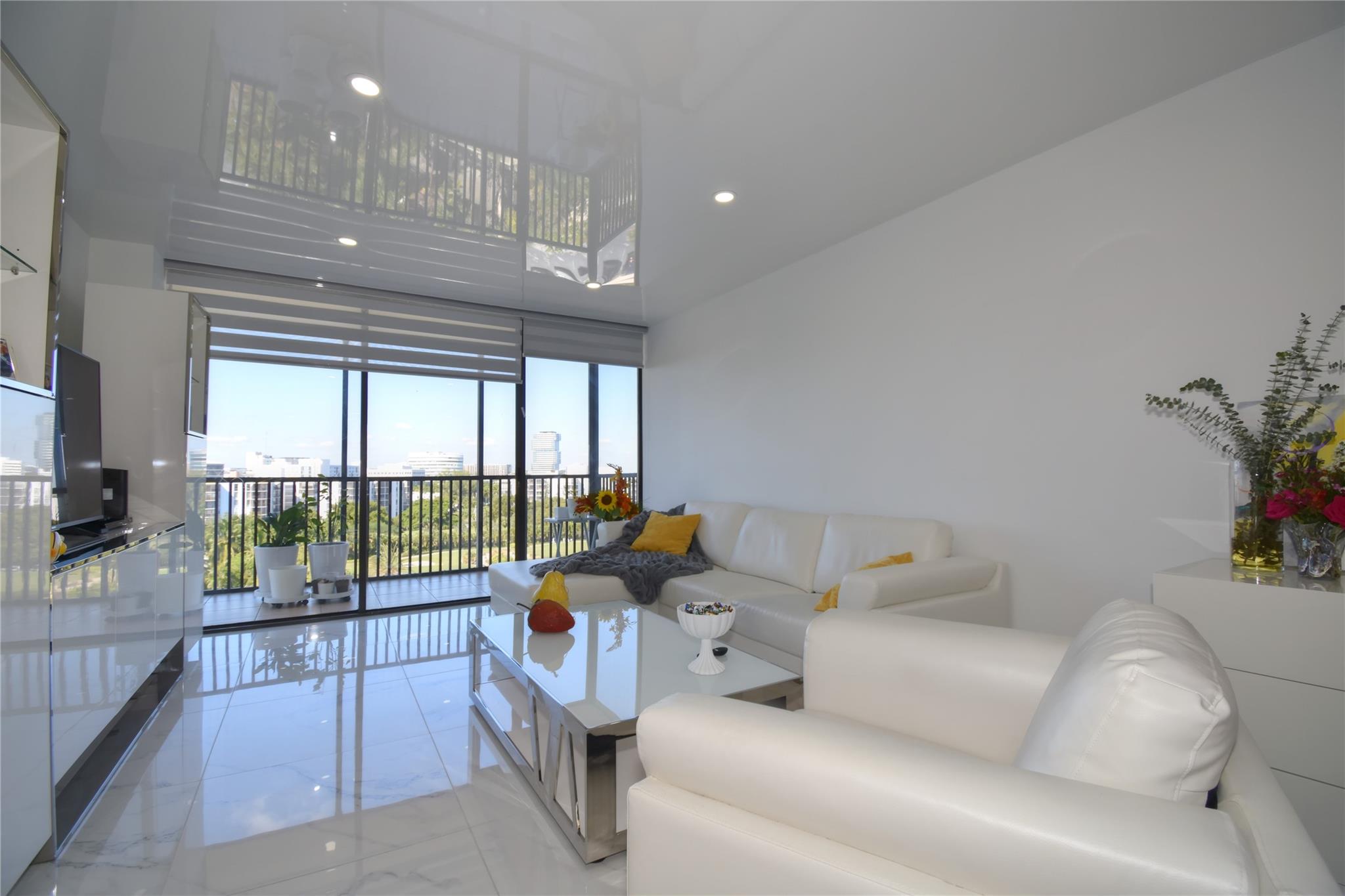 CORONADO CONDO-TOWER II - Residential