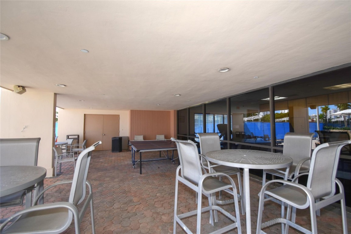 CORONADO CONDO-TOWER II - Residential