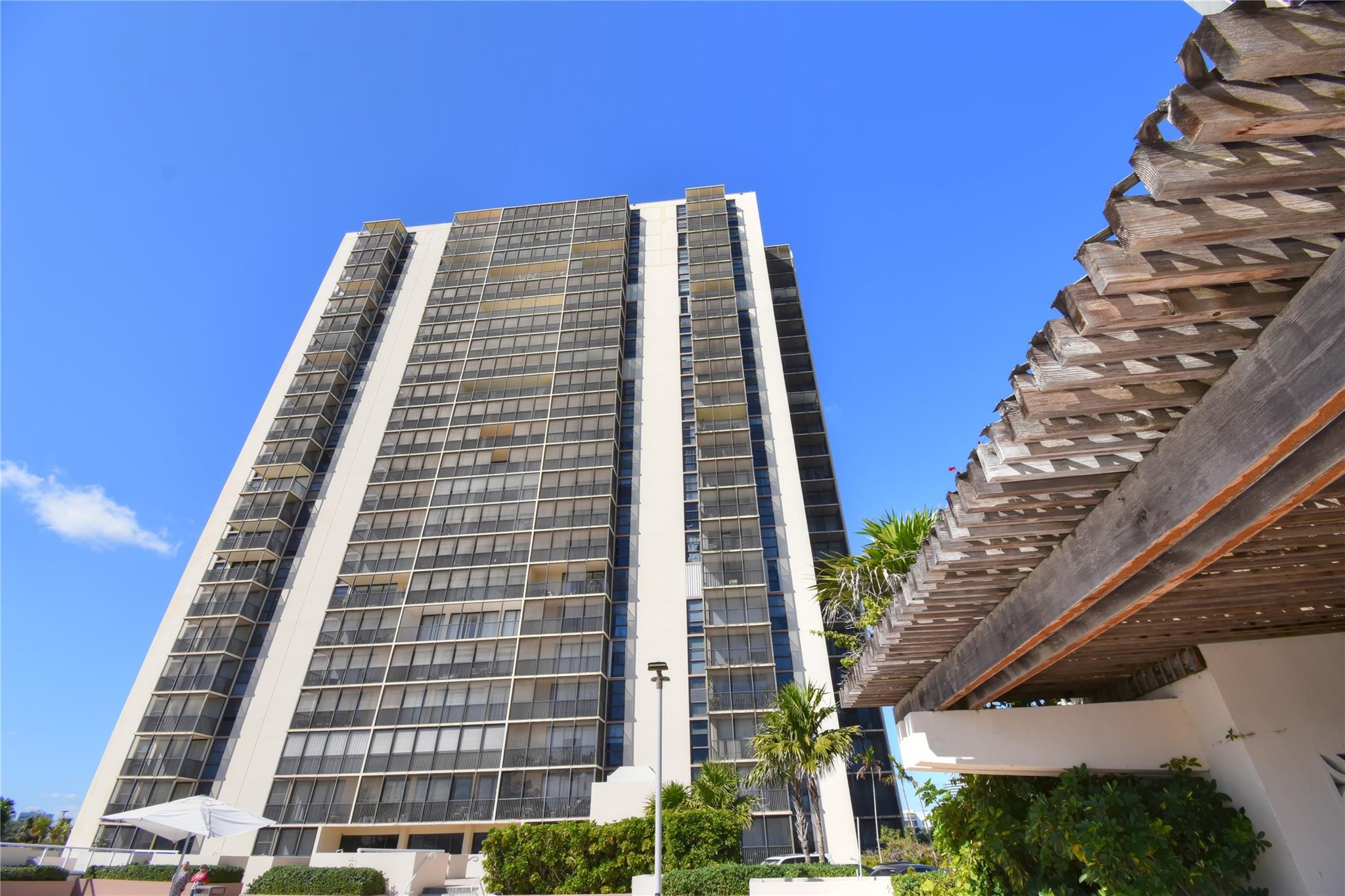 CORONADO CONDO-TOWER II - Residential