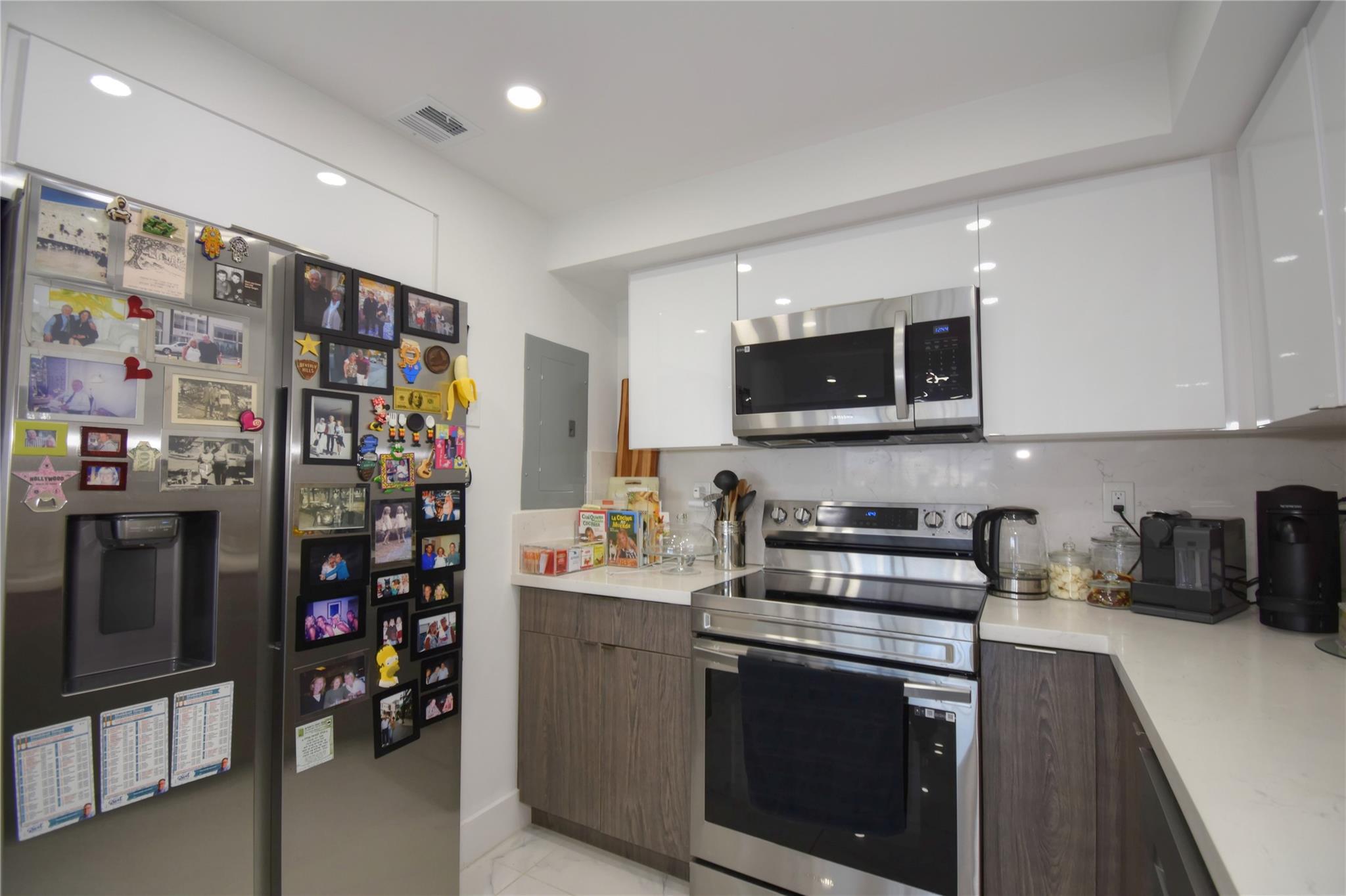 CORONADO CONDO-TOWER II - Residential