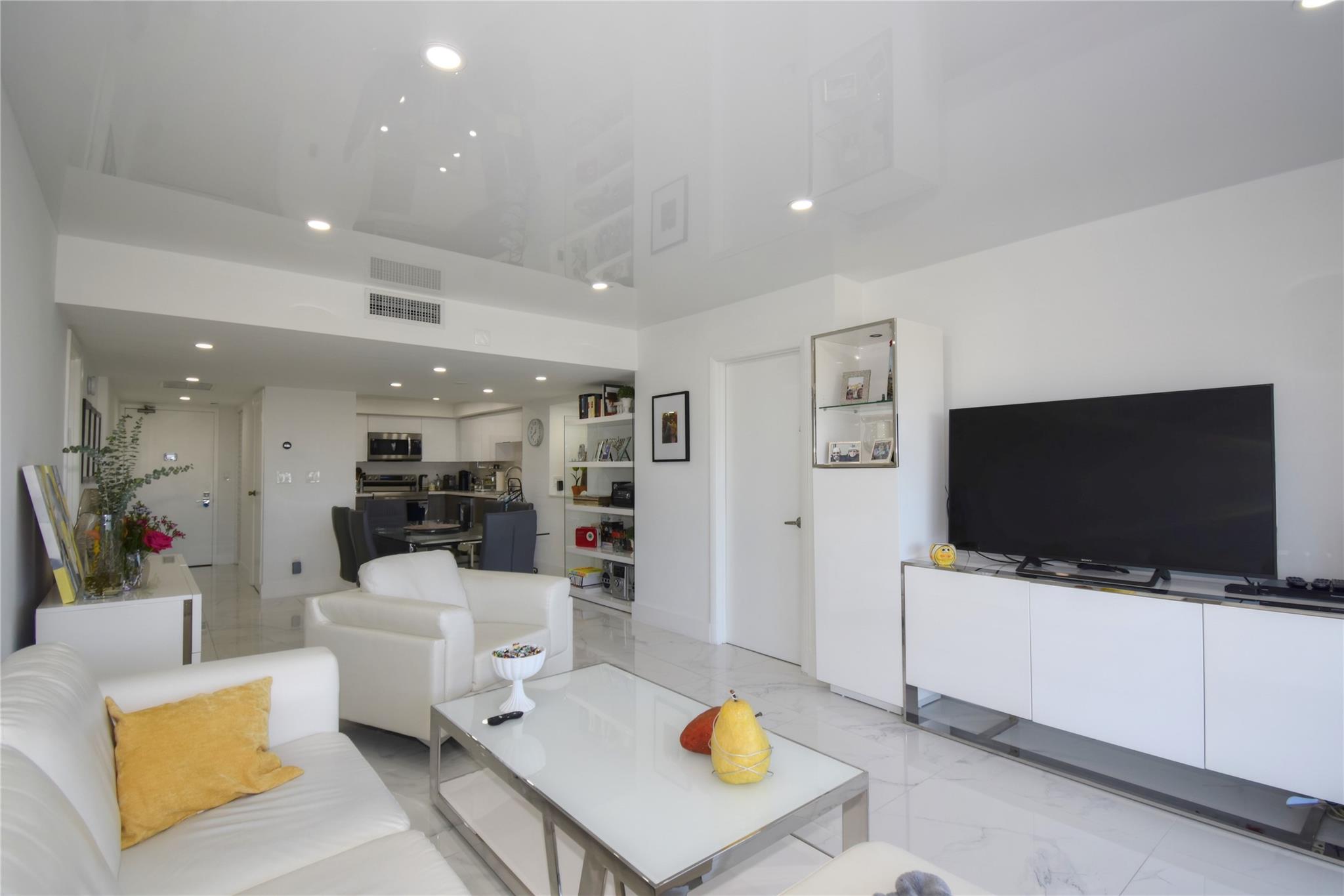 CORONADO CONDO-TOWER II - Residential