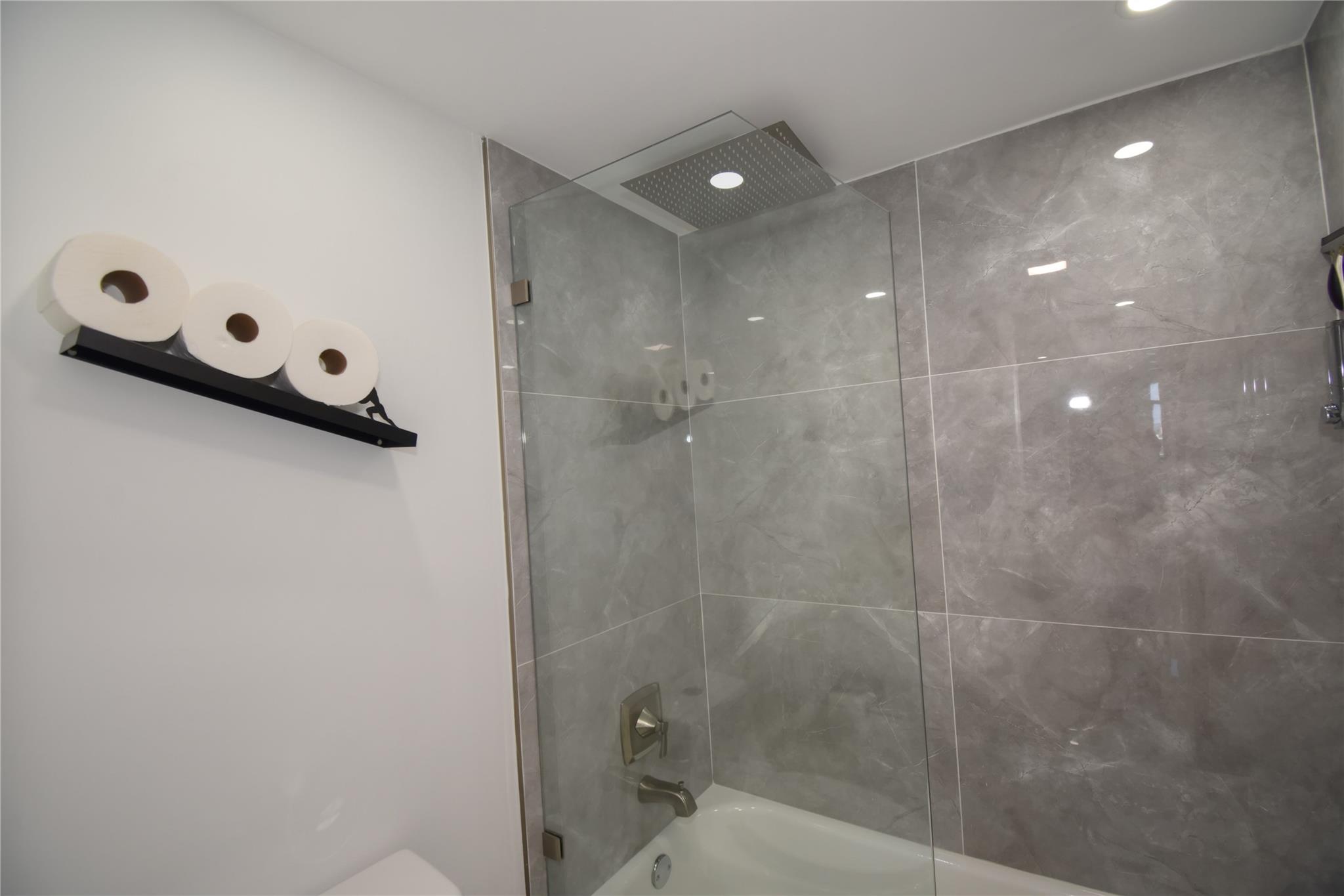 CORONADO CONDO-TOWER II - Residential