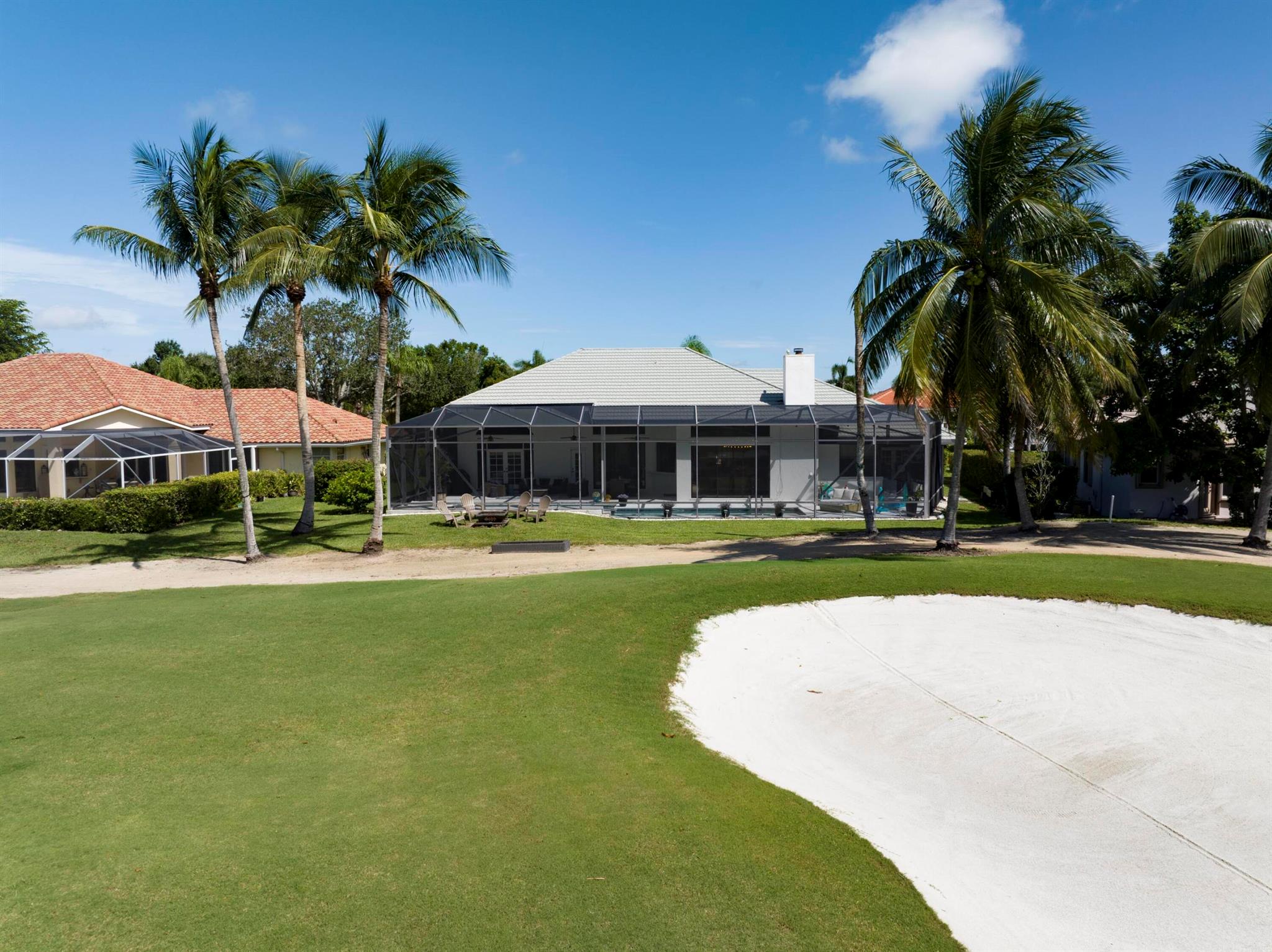 1902 S Club Drive