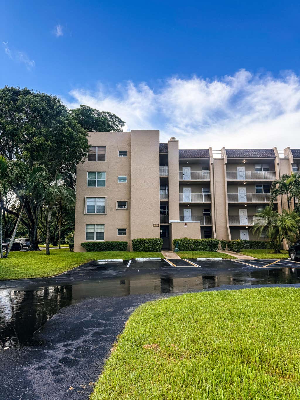 Photo of 9460 Tangerine Place #207, Davie, FL 33324 (MLS # B26063238)