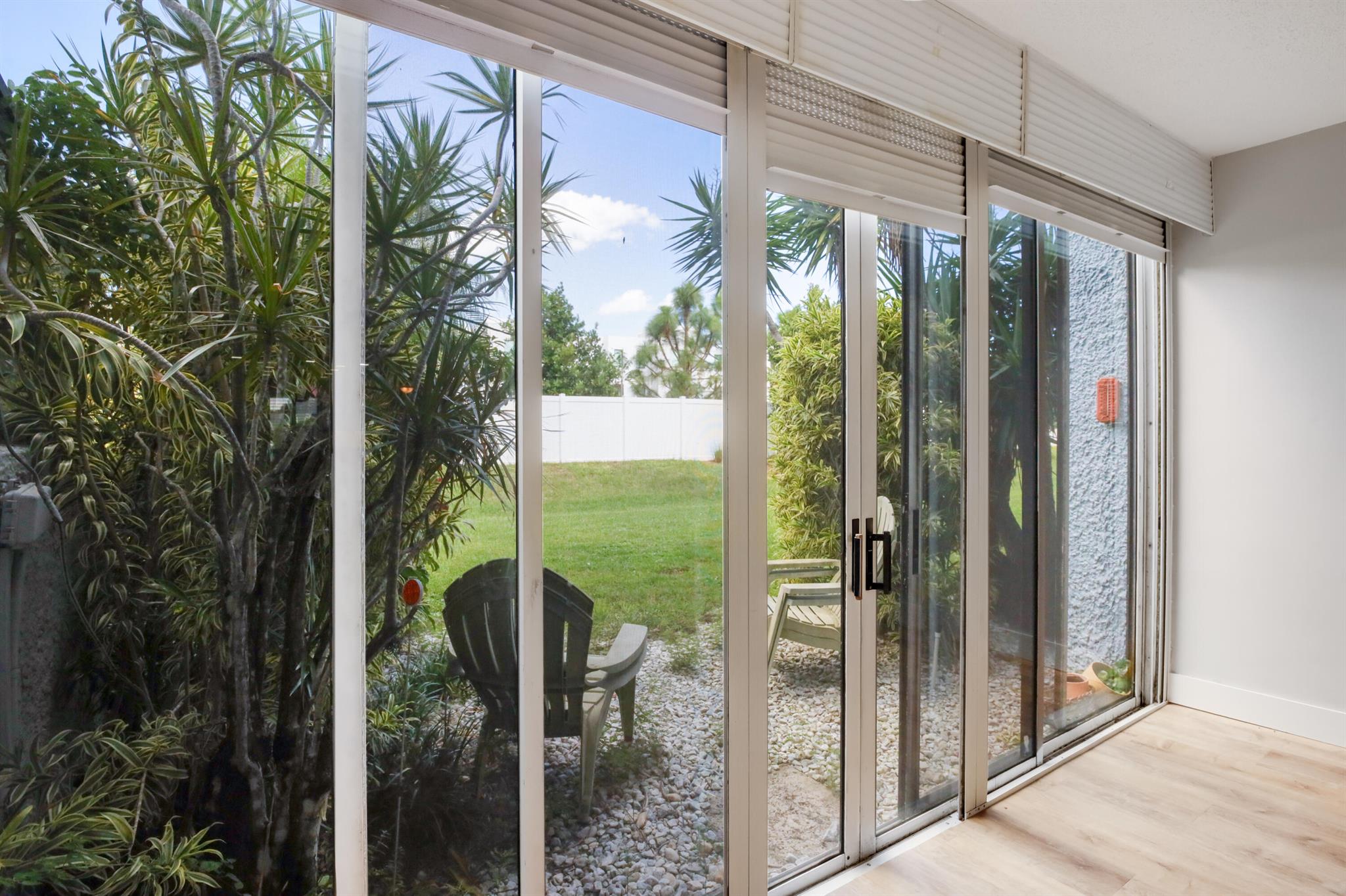 FOUNTAINS OF PALM BEACH C - Residential Lease