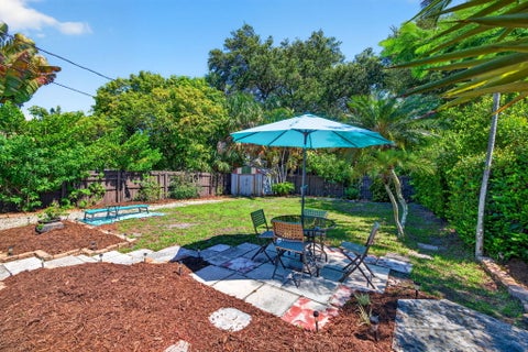 Tiny photo for 601 NE 14th Place, Fort Lauderdale, FL 33304 (MLS # B26044658)
