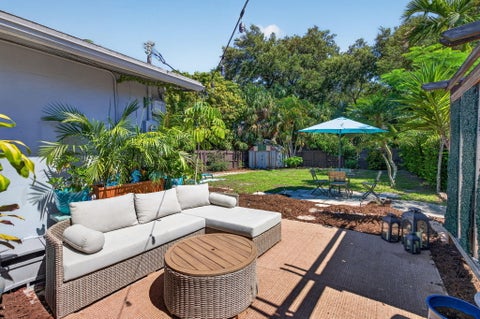 Tiny photo for 601 NE 14th Place, Fort Lauderdale, FL 33304 (MLS # B26044658)