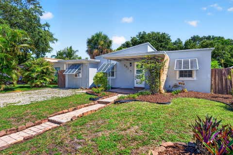 Tiny photo for 601 NE 14th Place, Fort Lauderdale, FL 33304 (MLS # B26044658)