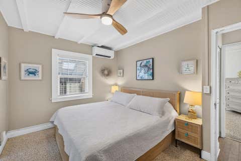 Tiny photo for 601 NE 14th Place, Fort Lauderdale, FL 33304 (MLS # B26044658)