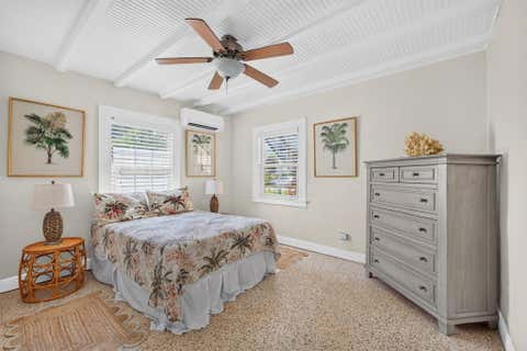 Tiny photo for 601 NE 14th Place, Fort Lauderdale, FL 33304 (MLS # B26044658)