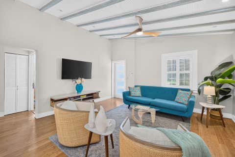 Tiny photo for 601 NE 14th Place, Fort Lauderdale, FL 33304 (MLS # B26044658)