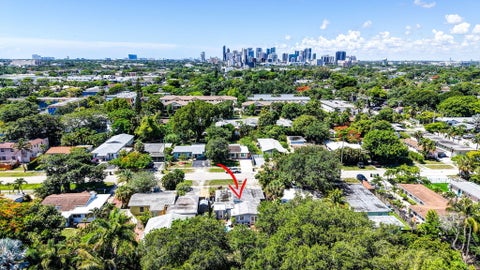 Tiny photo for 601 NE 14th Place, Fort Lauderdale, FL 33304 (MLS # B26044658)