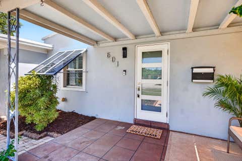Tiny photo for 601 NE 14th Place, Fort Lauderdale, FL 33304 (MLS # B26044658)