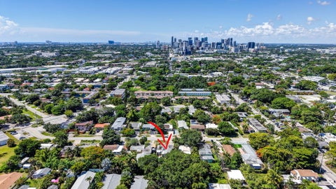 Tiny photo for 601 NE 14th Place, Fort Lauderdale, FL 33304 (MLS # B26044658)