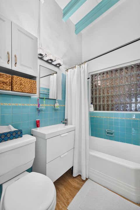 Tiny photo for 601 NE 14th Place, Fort Lauderdale, FL 33304 (MLS # B26044658)